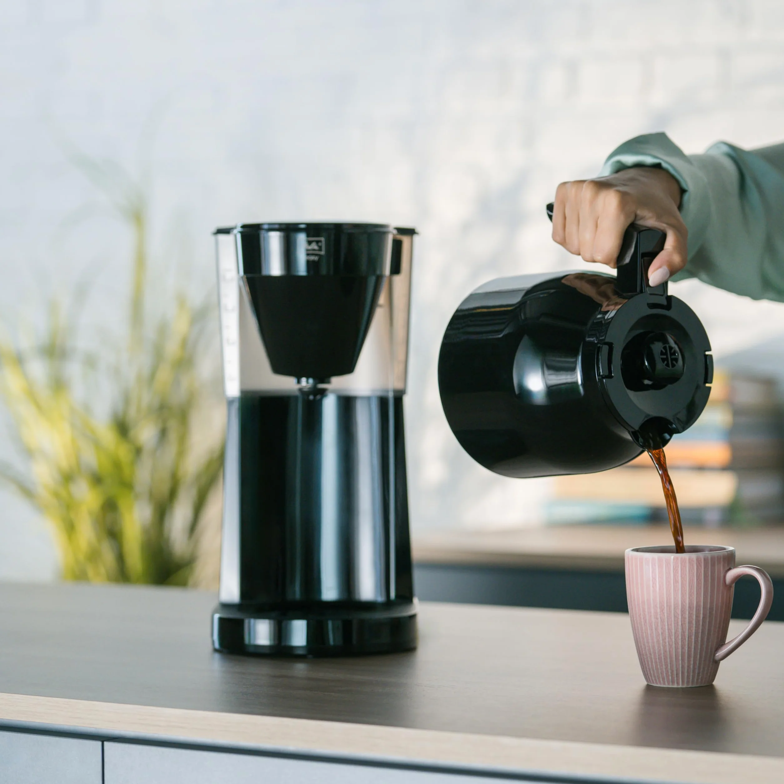 Melitta Cafetière Filtre Avec Verseuse Isotherme Easy Therm II, 1L, Noir