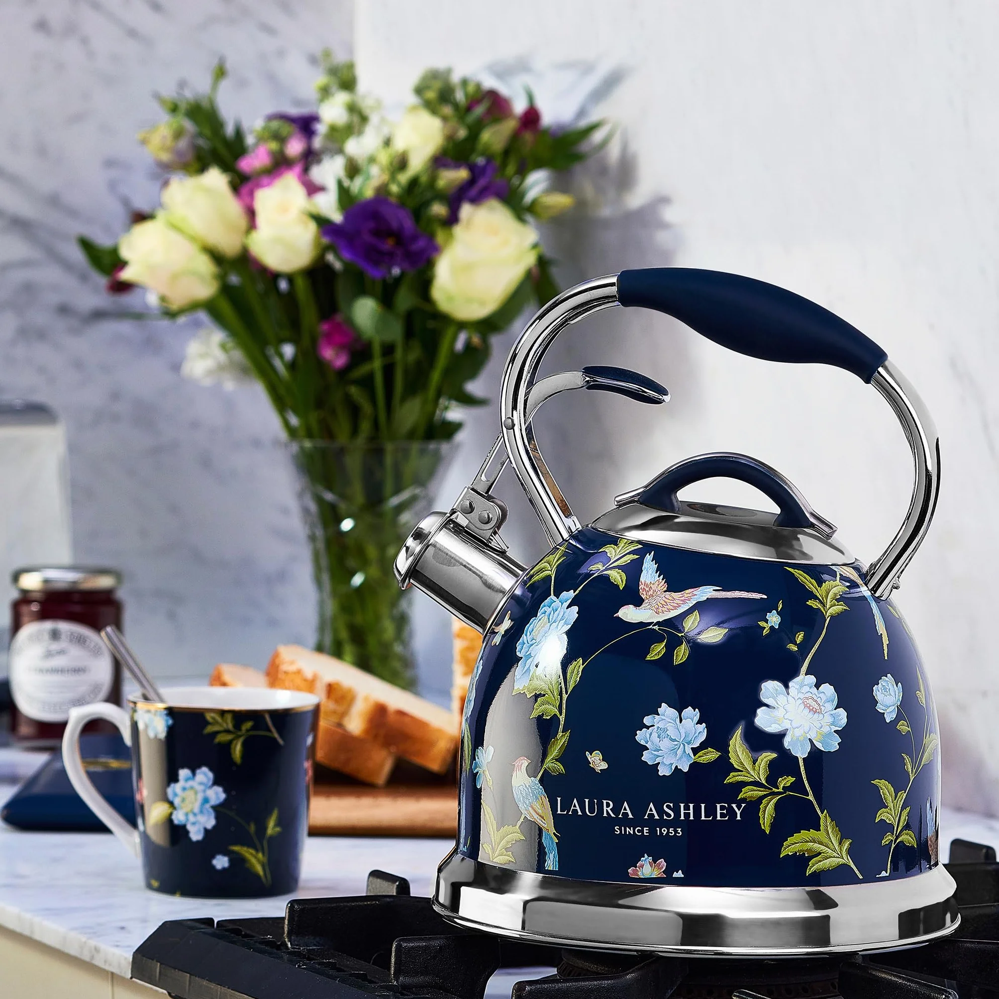 Laura Ashley VQ Bouilloire Sifflante Inox 2,5 L Grille-Pain 4 Tranches Décongélation Réchauffage Elveden Bleu