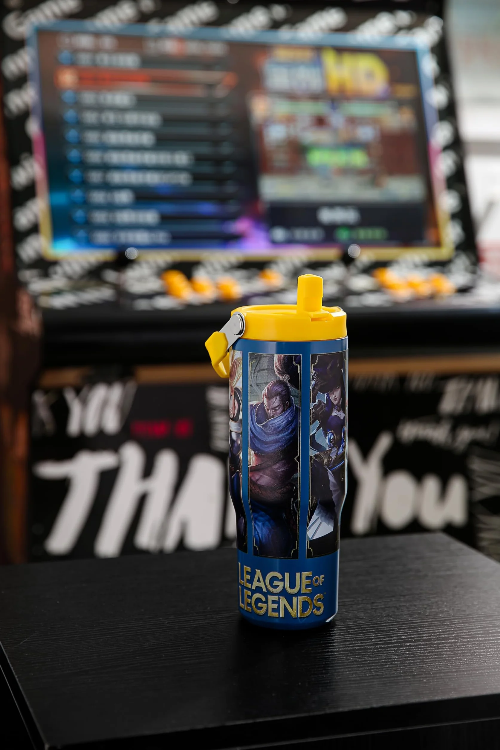 Pyramid International League of Legends Pichet 887 ml Vaisselle thème joueurs design emblématique Cadeau fans LOL