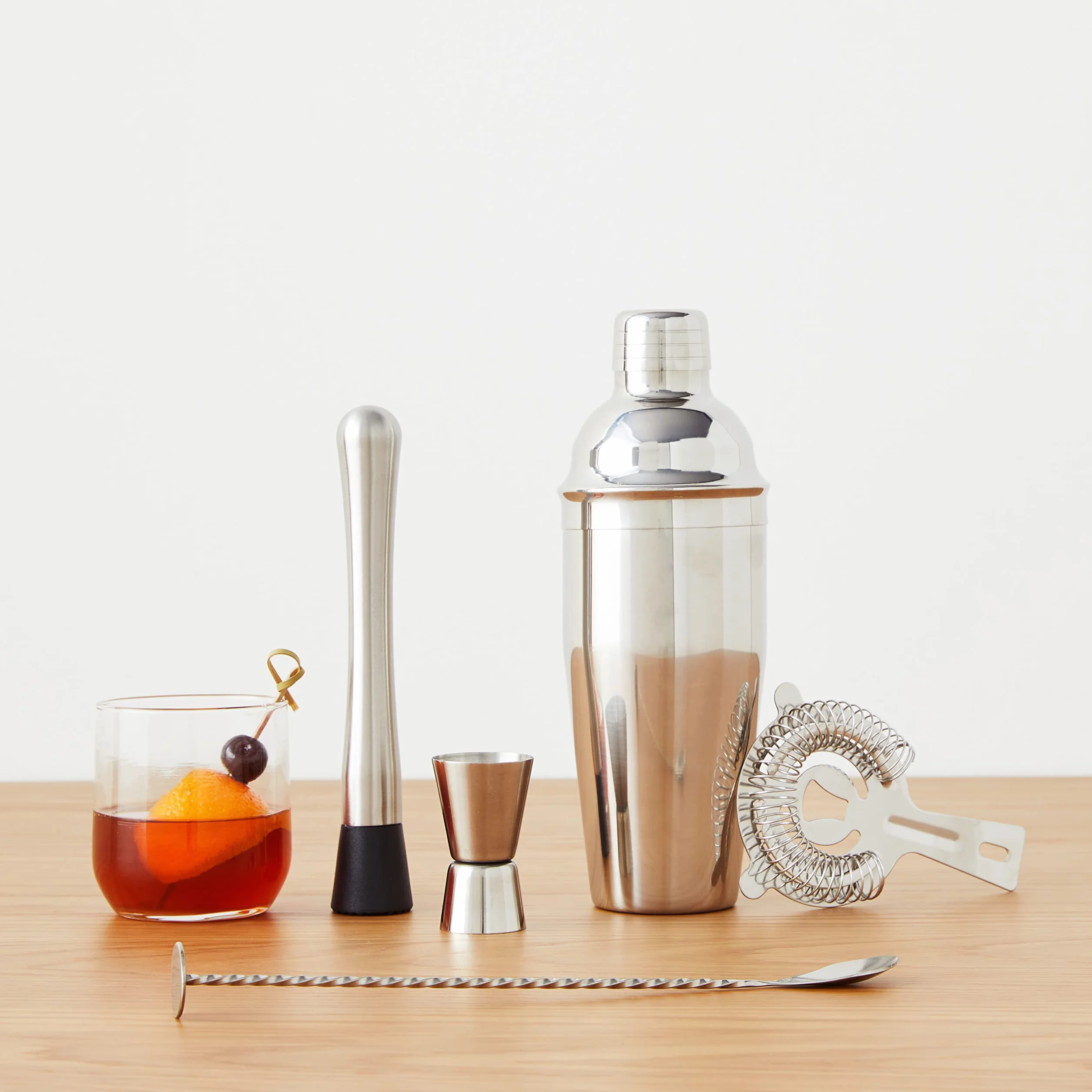 Amazon Basics shaker cocktail 70 cl acier inoxydable doseur passoire pilon