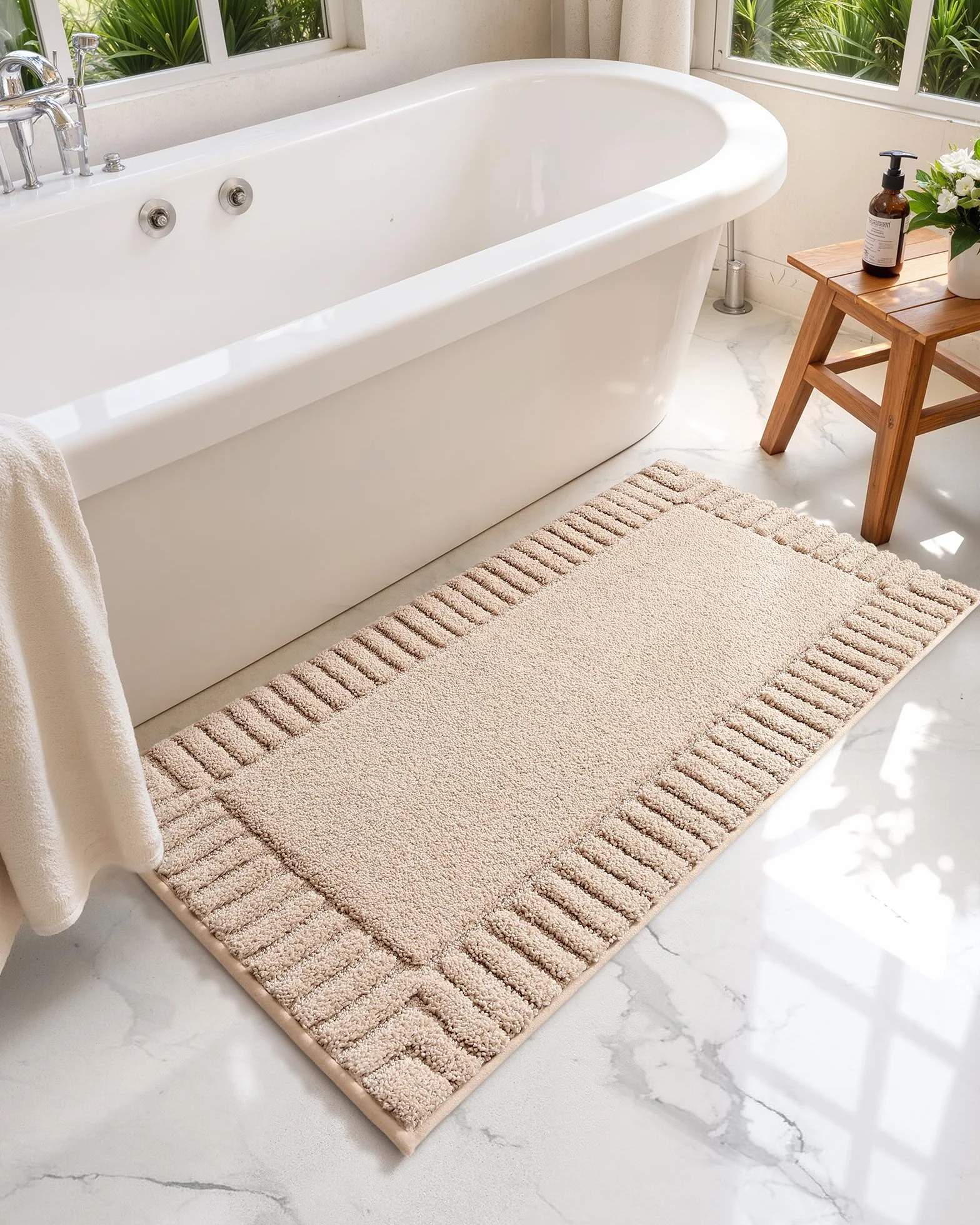 Tapis de Bain Antidérapant 40 x 60 cm Microfibre Absorbant Lavable en Machine Beige