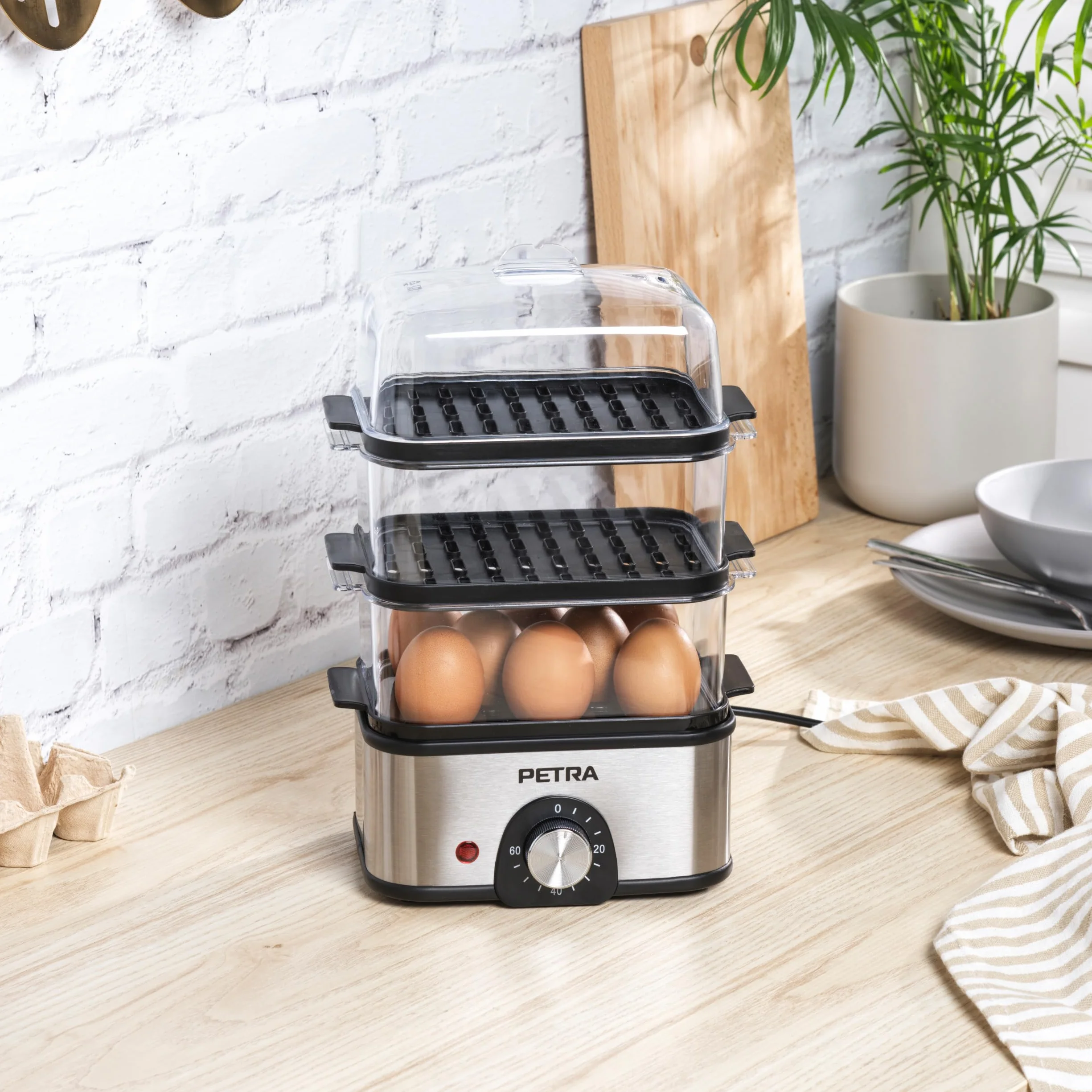 Petra Cuiseur Vapeur Électrique 3L 500W, Cuit Vapeur 3 Niveaux, Panier sans BPA, Minuteur 60min