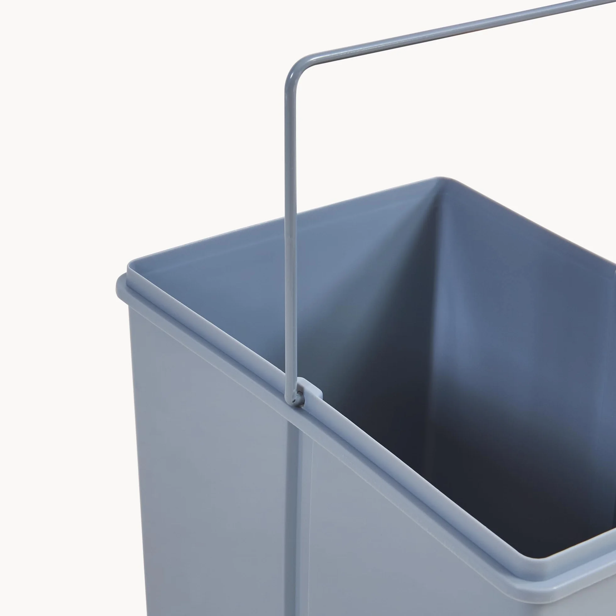 Poubelle Encastrable sur Rails Coulissants Tri Sélectif Sous Évier 1 x 20L Gris Acier Plastique 34 x 26 x 42 cm