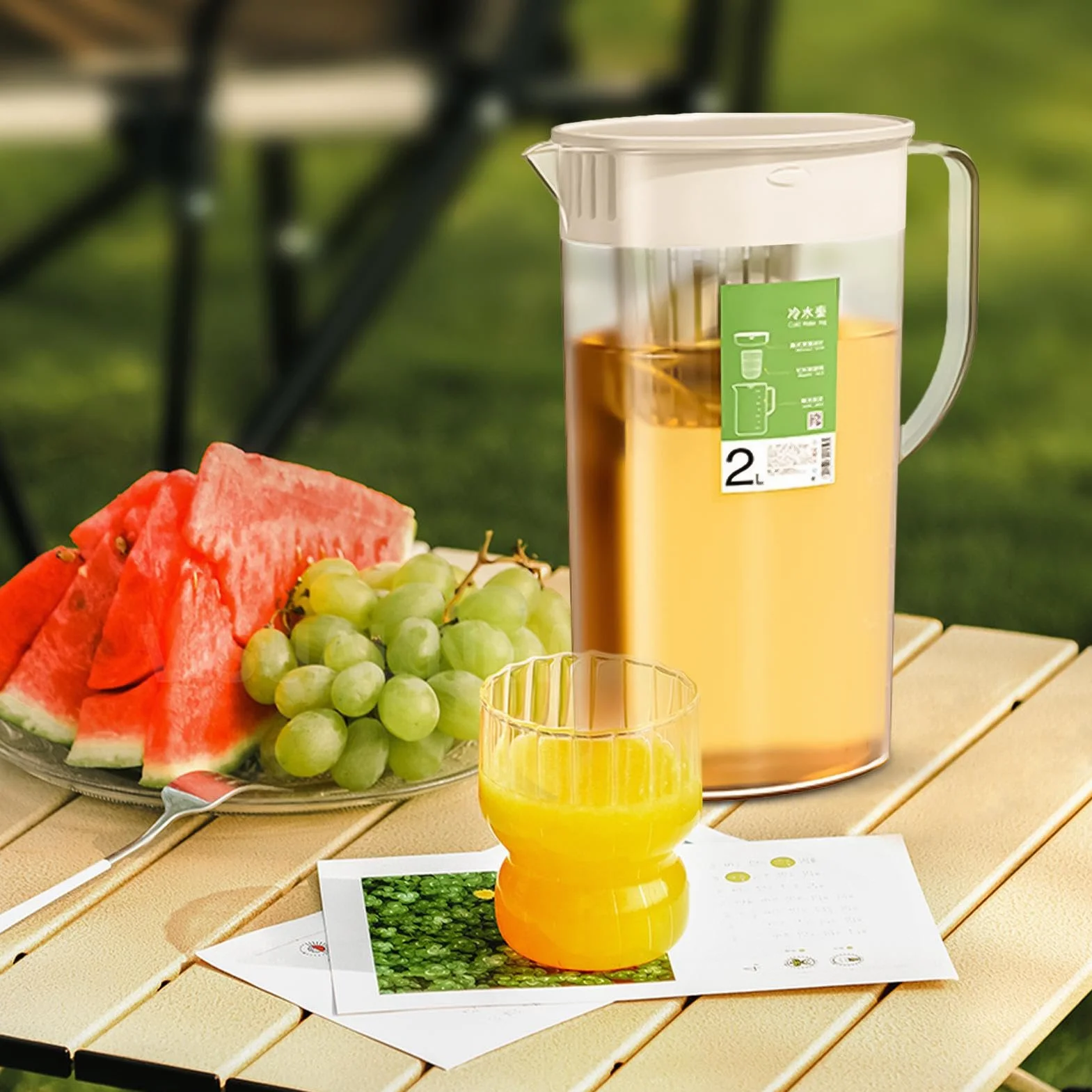 Pichet à eau avec infuseur à fruits 2 L couvercle distributeur de boissons