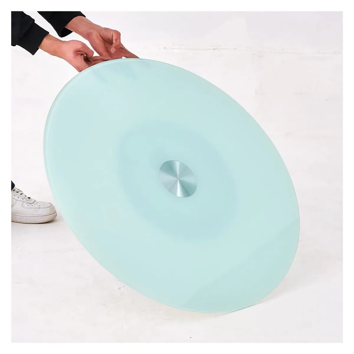 Grand plateau tournant rond avec rotation fluide et surface en verre trempé