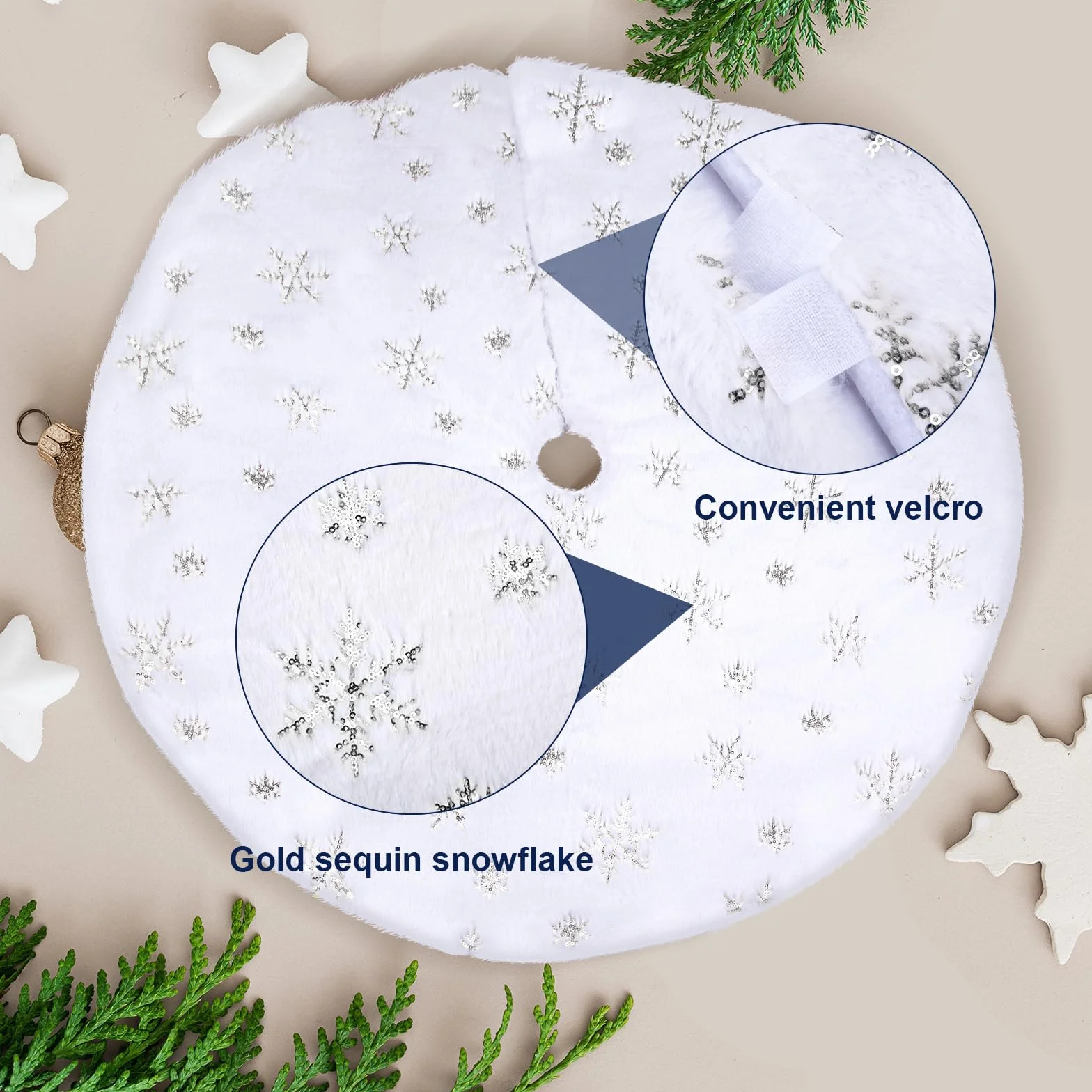Couverture de sapin de Noël 120 cm blanche en peluche fausse fourrure flocons de neige argentés