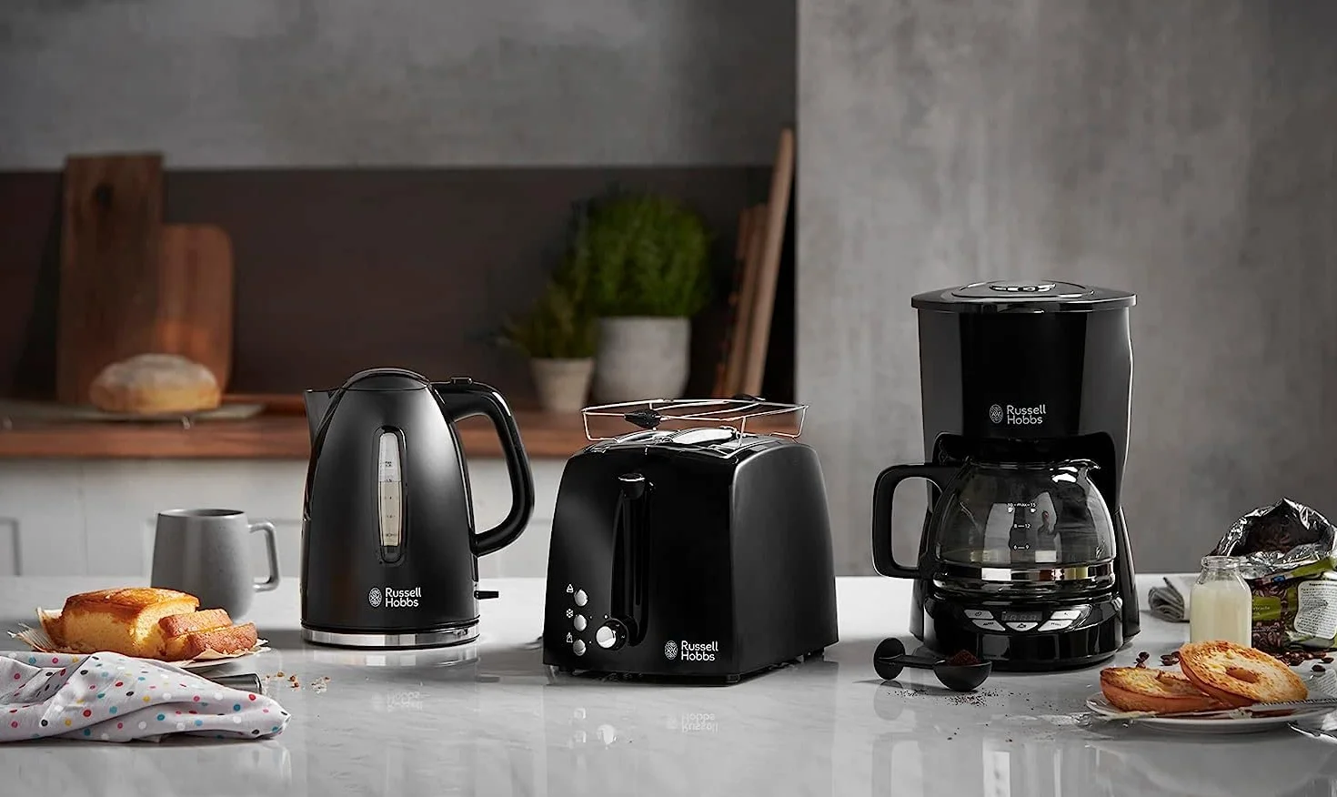Russell Hobbs Bouilloire Electrique 1,7 L 2400 W 22591-70