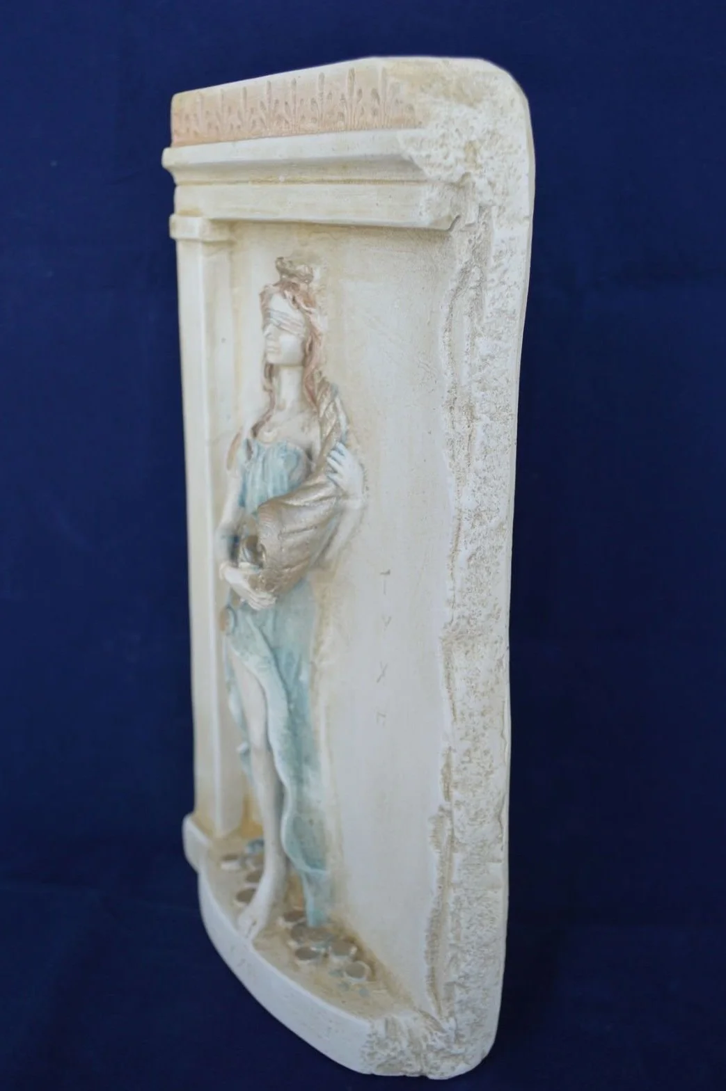 Estía Creations Déesse Tyché Déesse de Chance Et Fortune Sculpture Fille d'Aphrodite