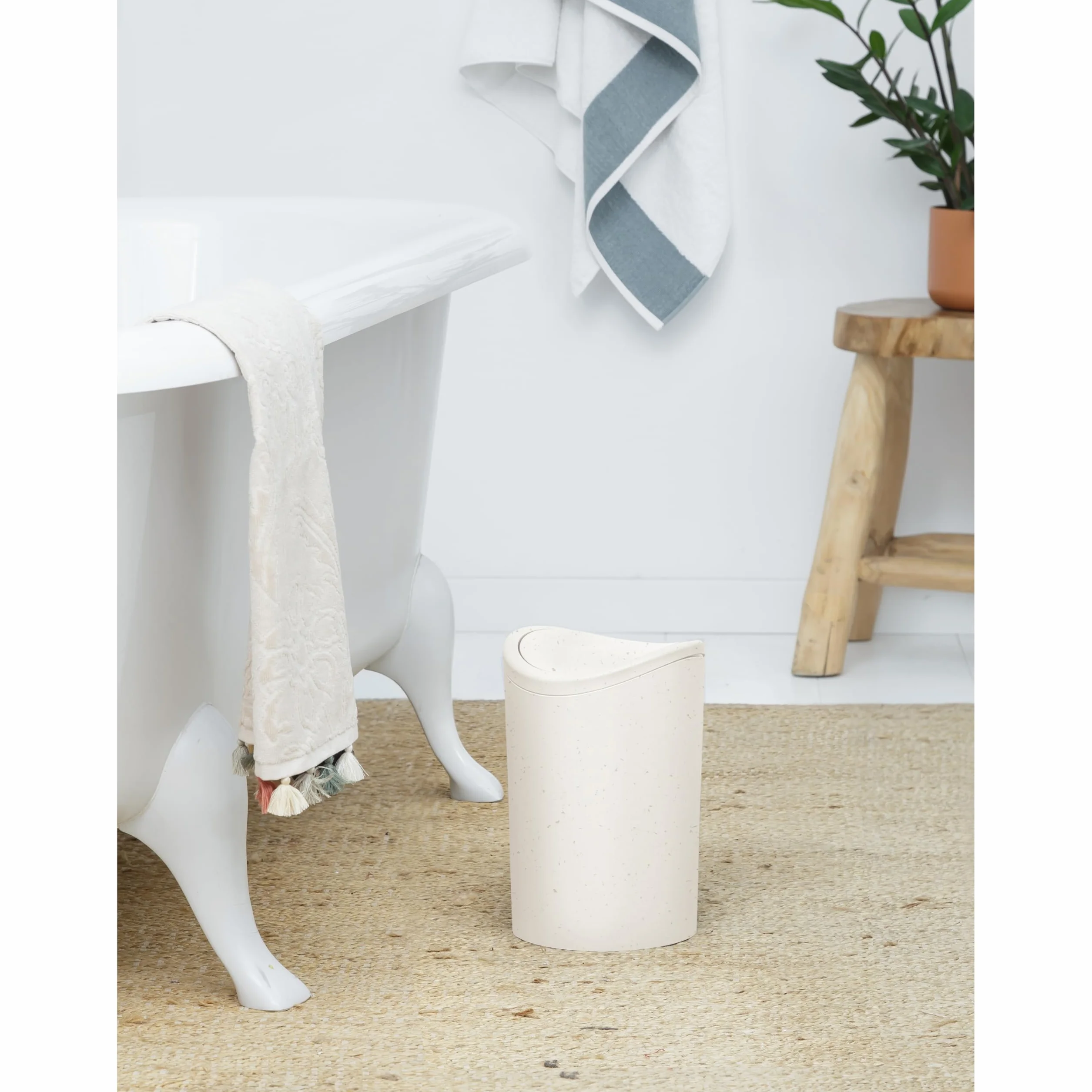 TATAY Poubelle Salle Bain 6L Couvercle Basculant Design Compact Moderne 19x19x28 cm