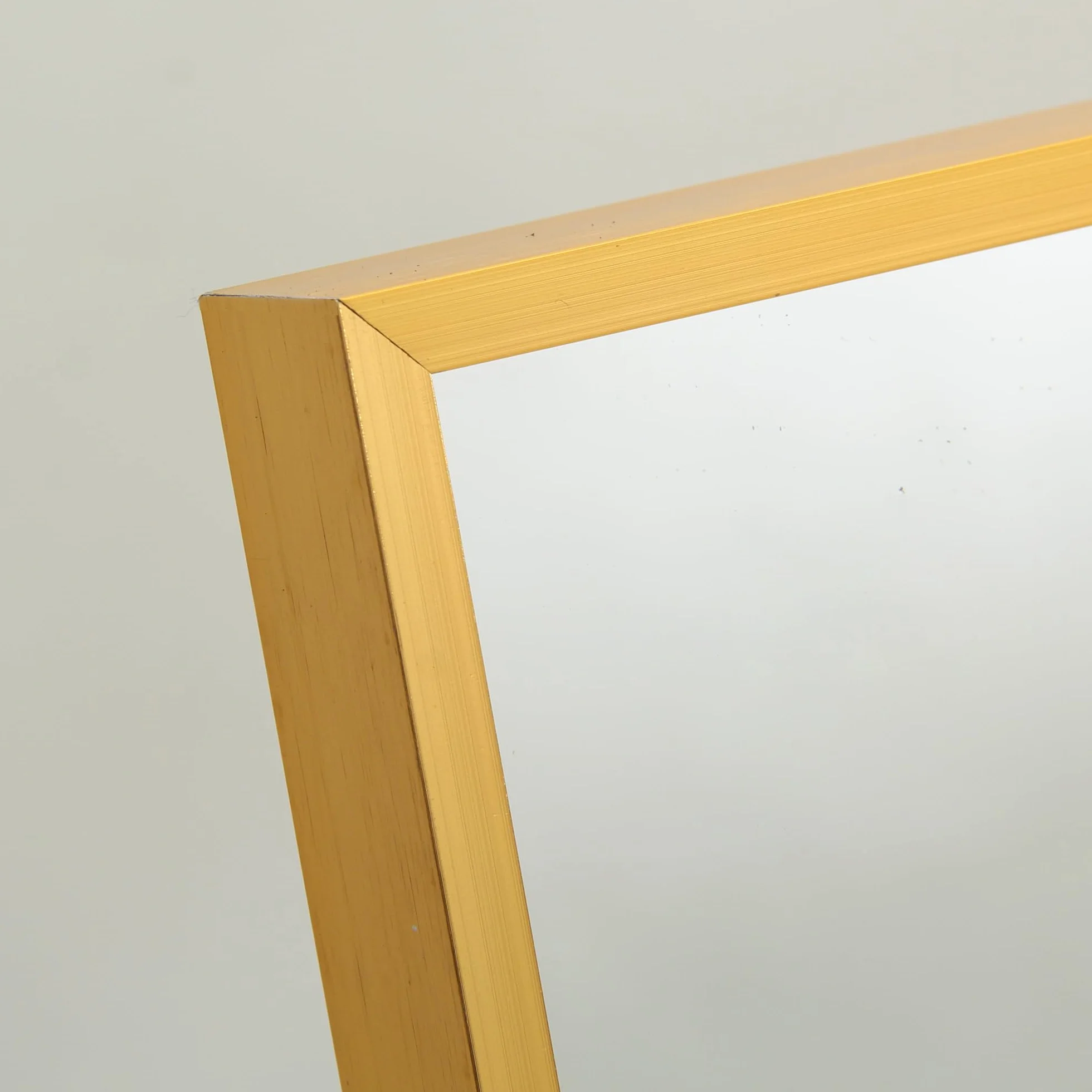 Miroir sur Pied 150x40 cm, Miroir de Sol Rectangulaire avec Cadre en Aluminium Noir, pour Salle de Bain