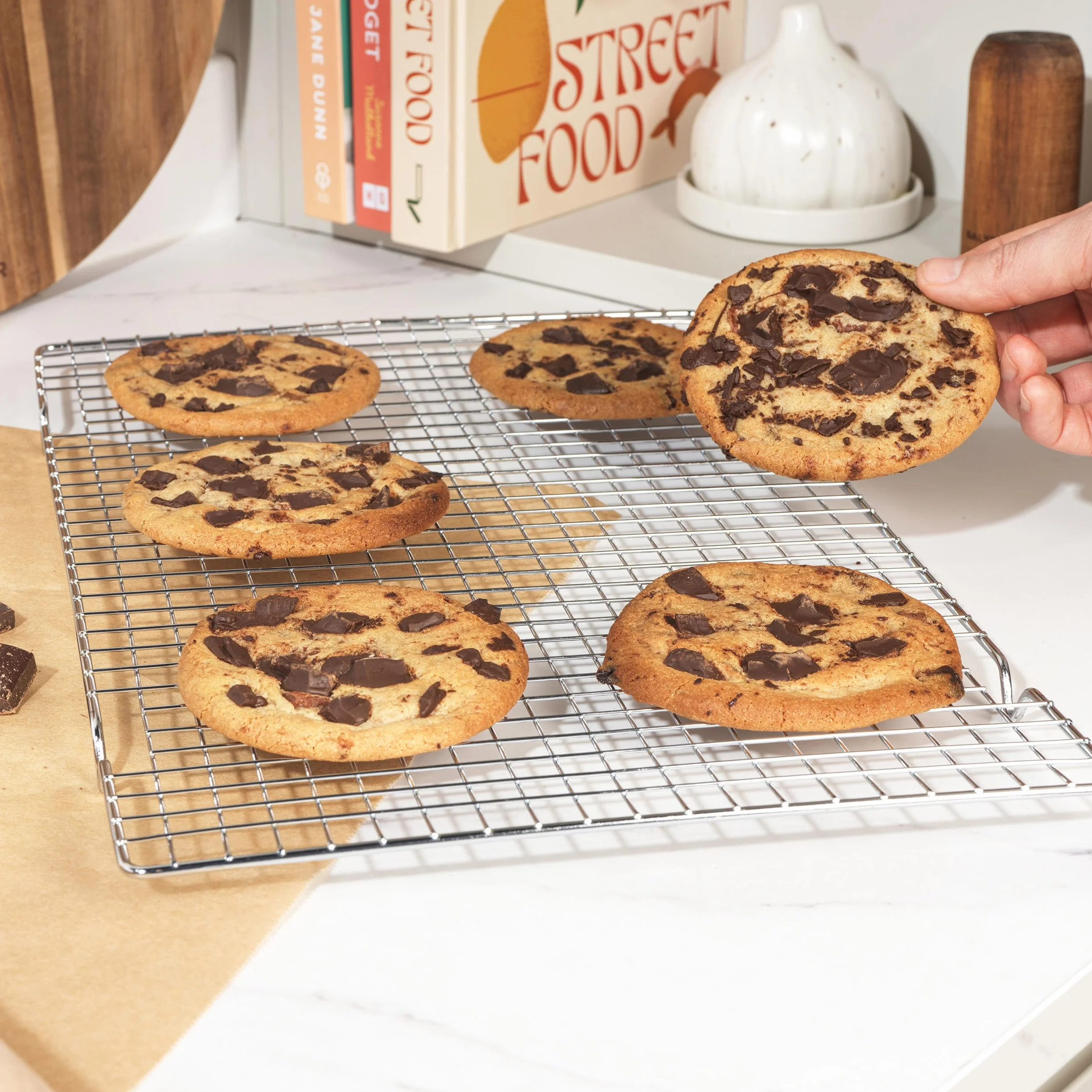 Salter BW12568EU7 Cooling Rack 41 cm Metal Wire Cake Tray for Baking, Large Carbon Steel Rack