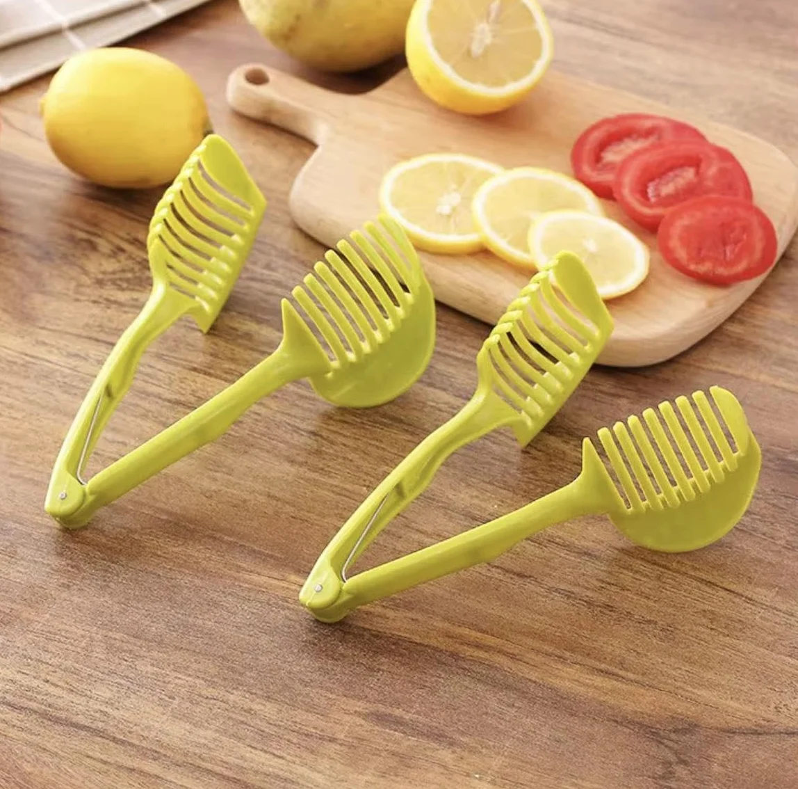Affûteuse à légumes manuelle avec guides Lotas Italy - Coupe-légumes pour tomates, oignons
