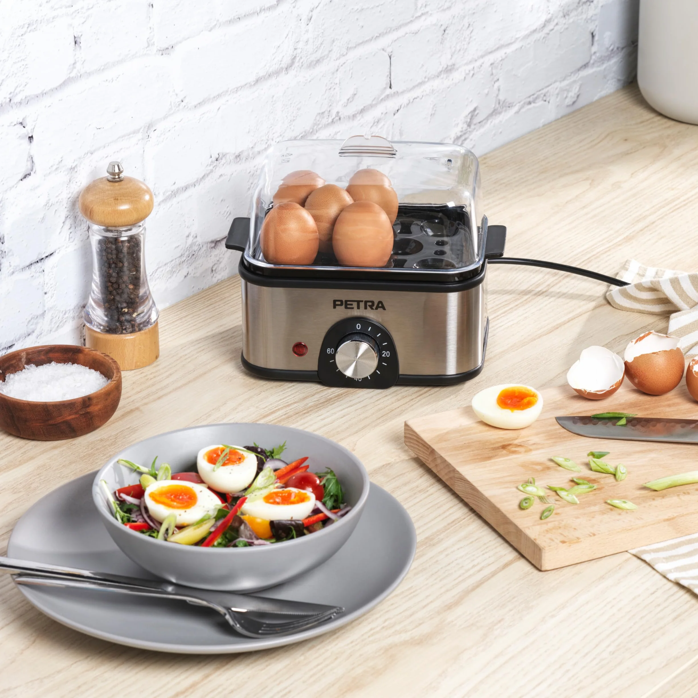 Petra Cuiseur Vapeur Électrique 3L 500W, Cuit Vapeur 3 Niveaux, Panier sans BPA, Minuteur 60min