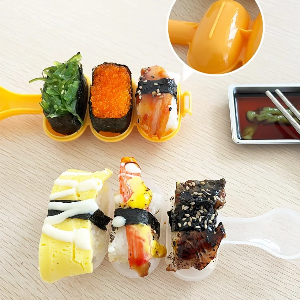 Moule à boules de riz jaune grand pour enfants avec mini cuillère à riz