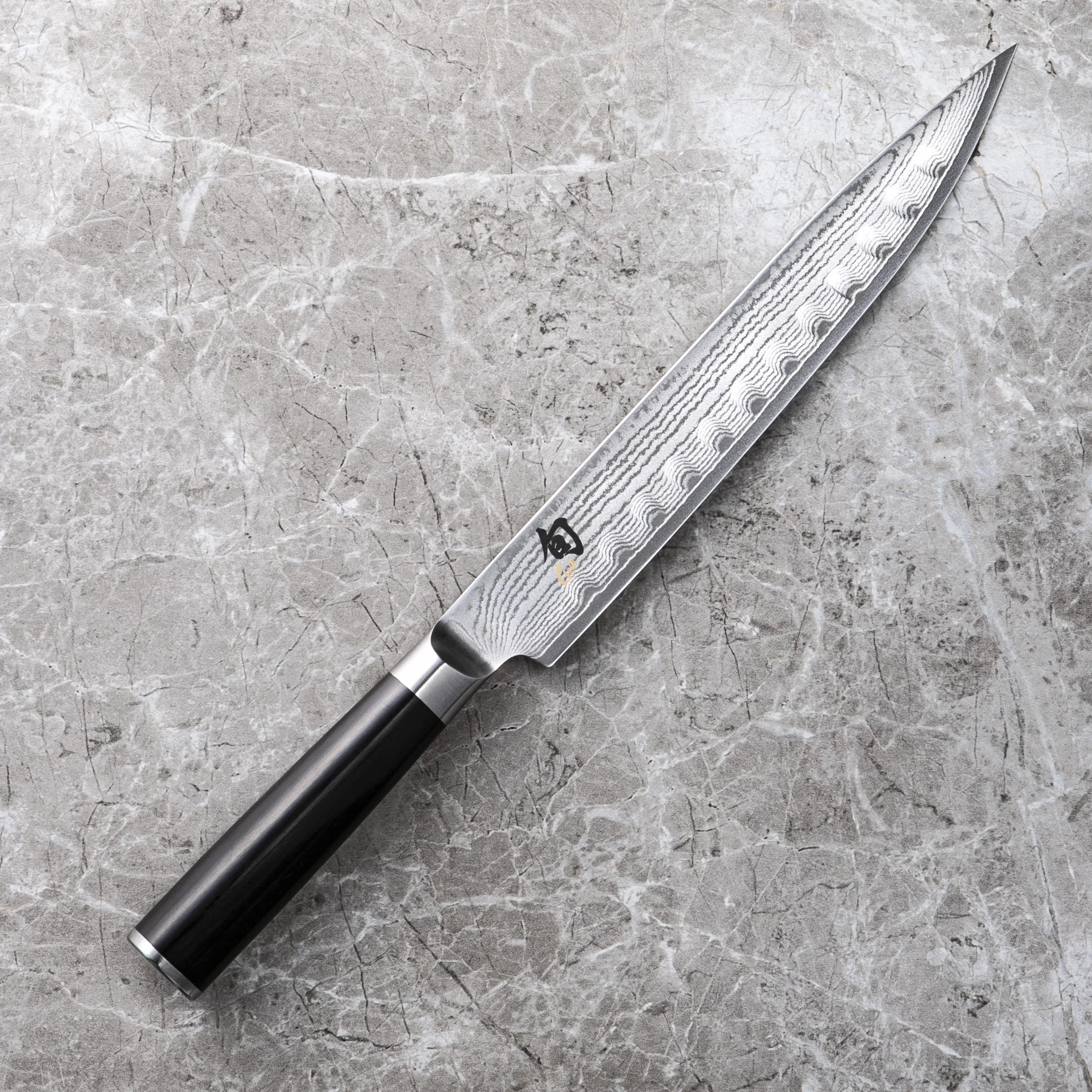 KAI Shun Classic Couteau à Jambon Japonais 23 cm Lame Granton Damas 32 Couches Noyau VG MAX 61 HRC Bois Pakka Forgé