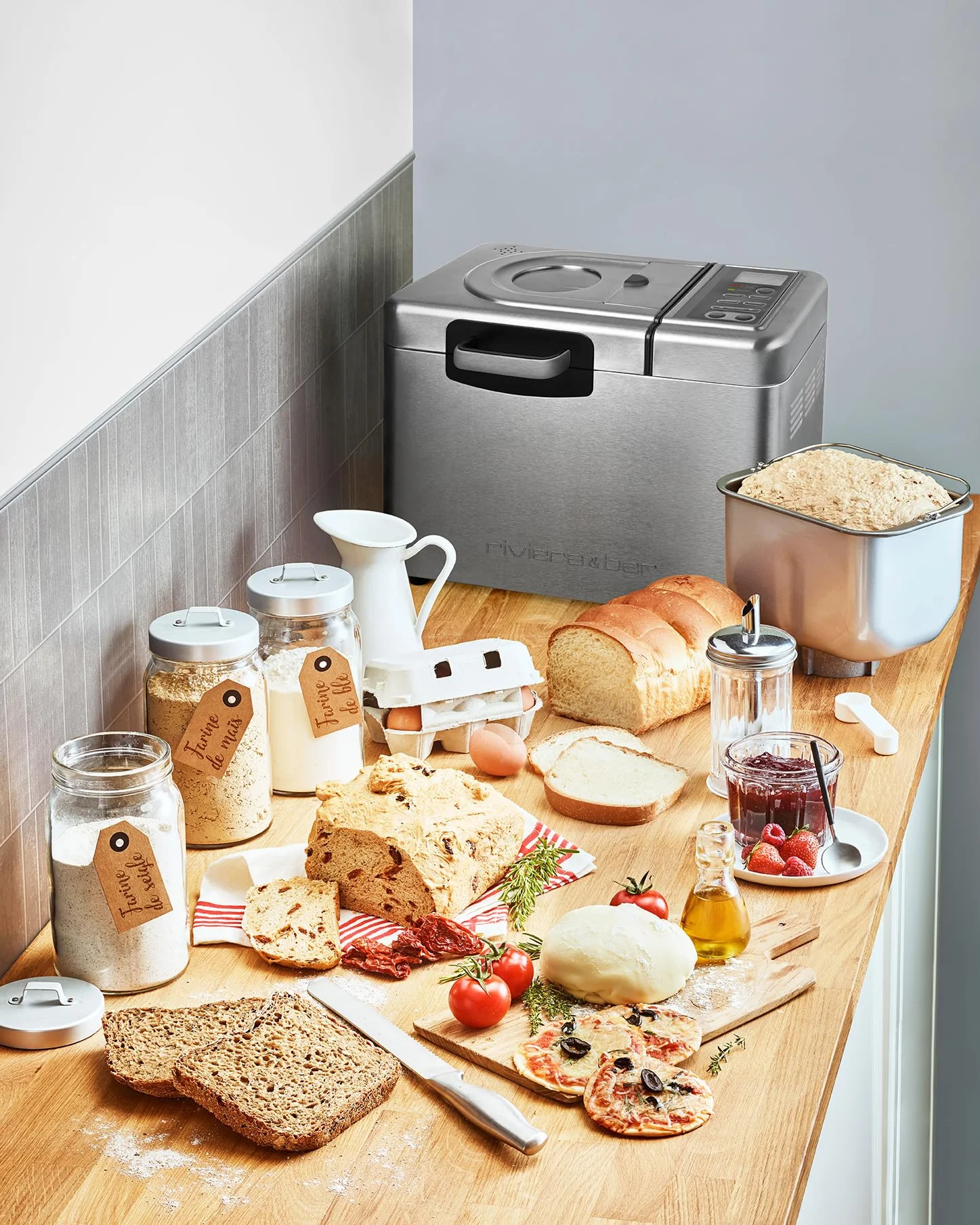 Machine à Pain Sans Gluten 820W 14 Programmes Pétrin Auto-Rabattable Écran LCD Inox