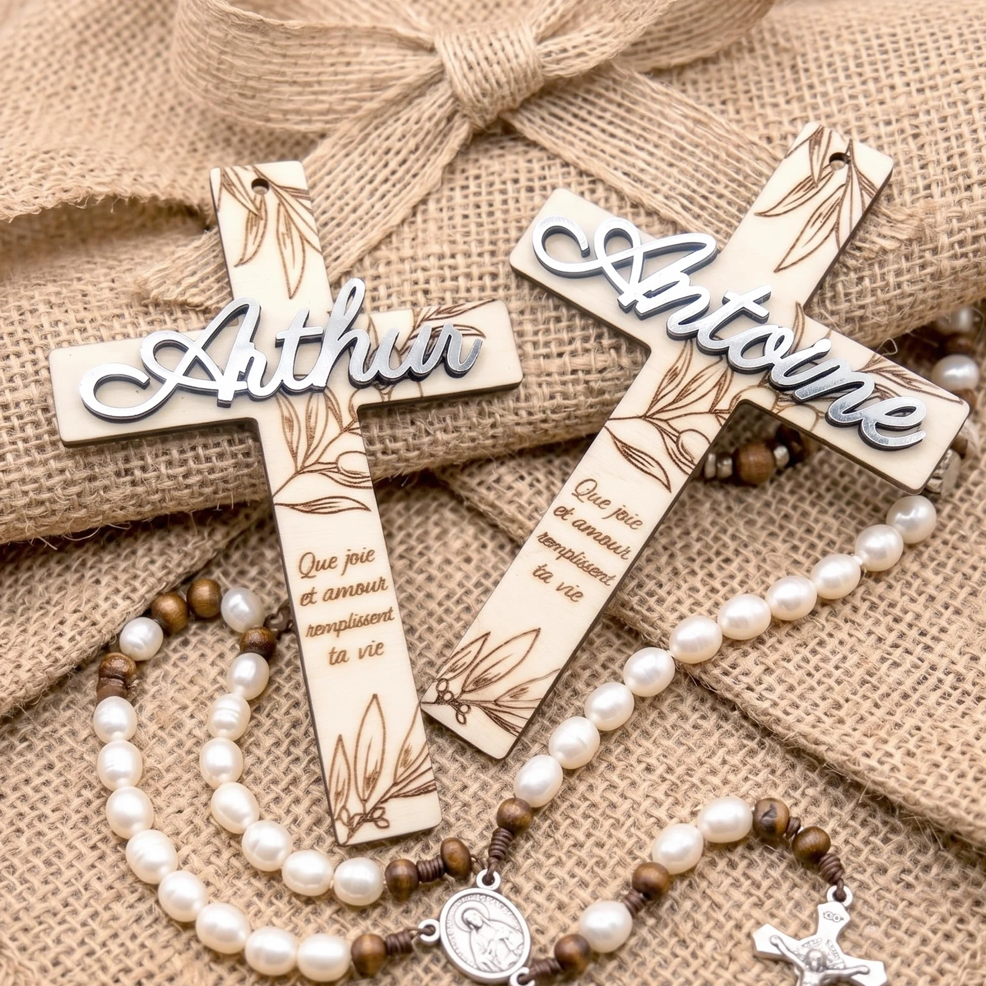 Croix de Baptême Personnalisée en Bois - Décoration Murale pour Enfant