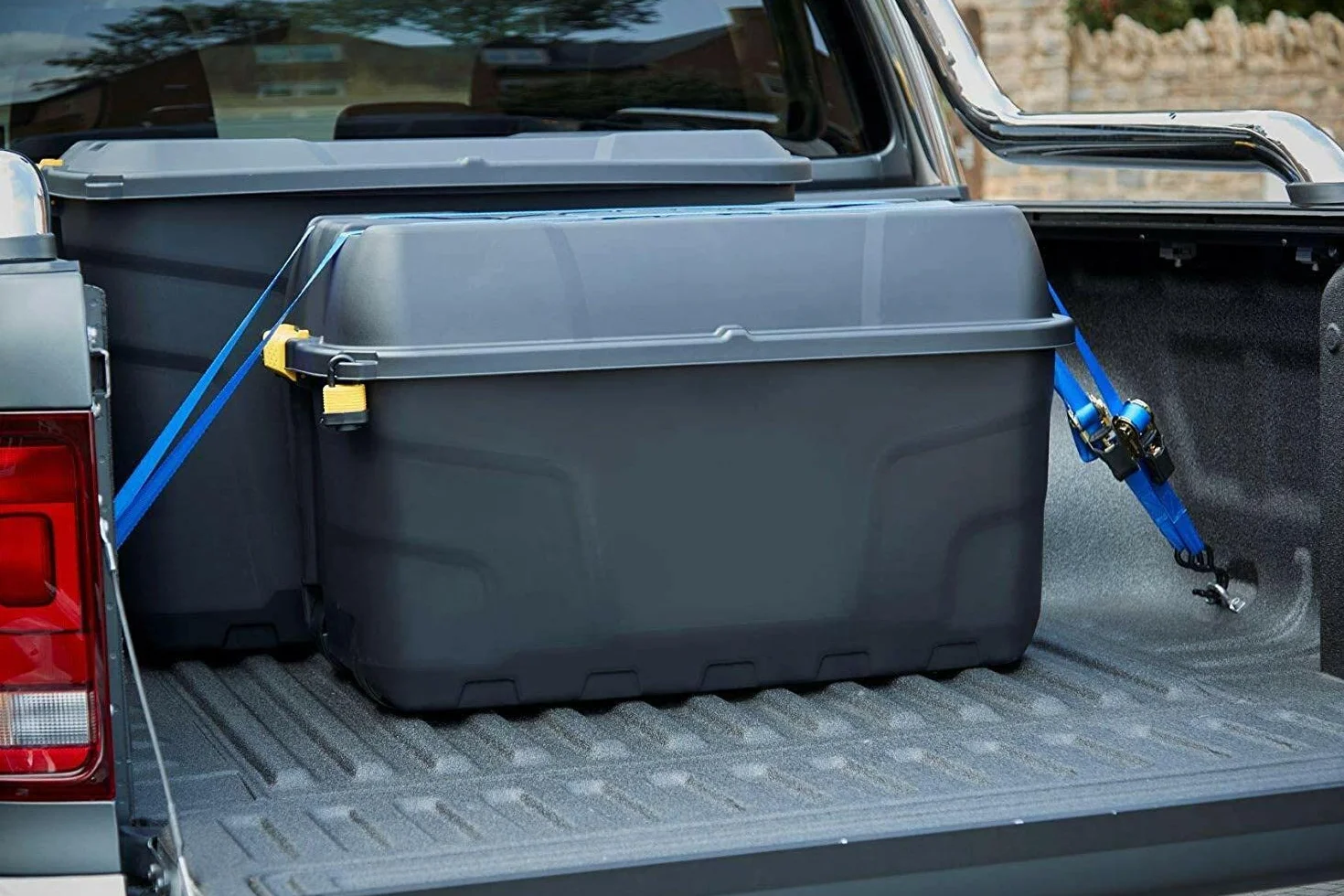 Coffre de rangement en plastique robuste sur roulettes Noir 94x52x56 cm