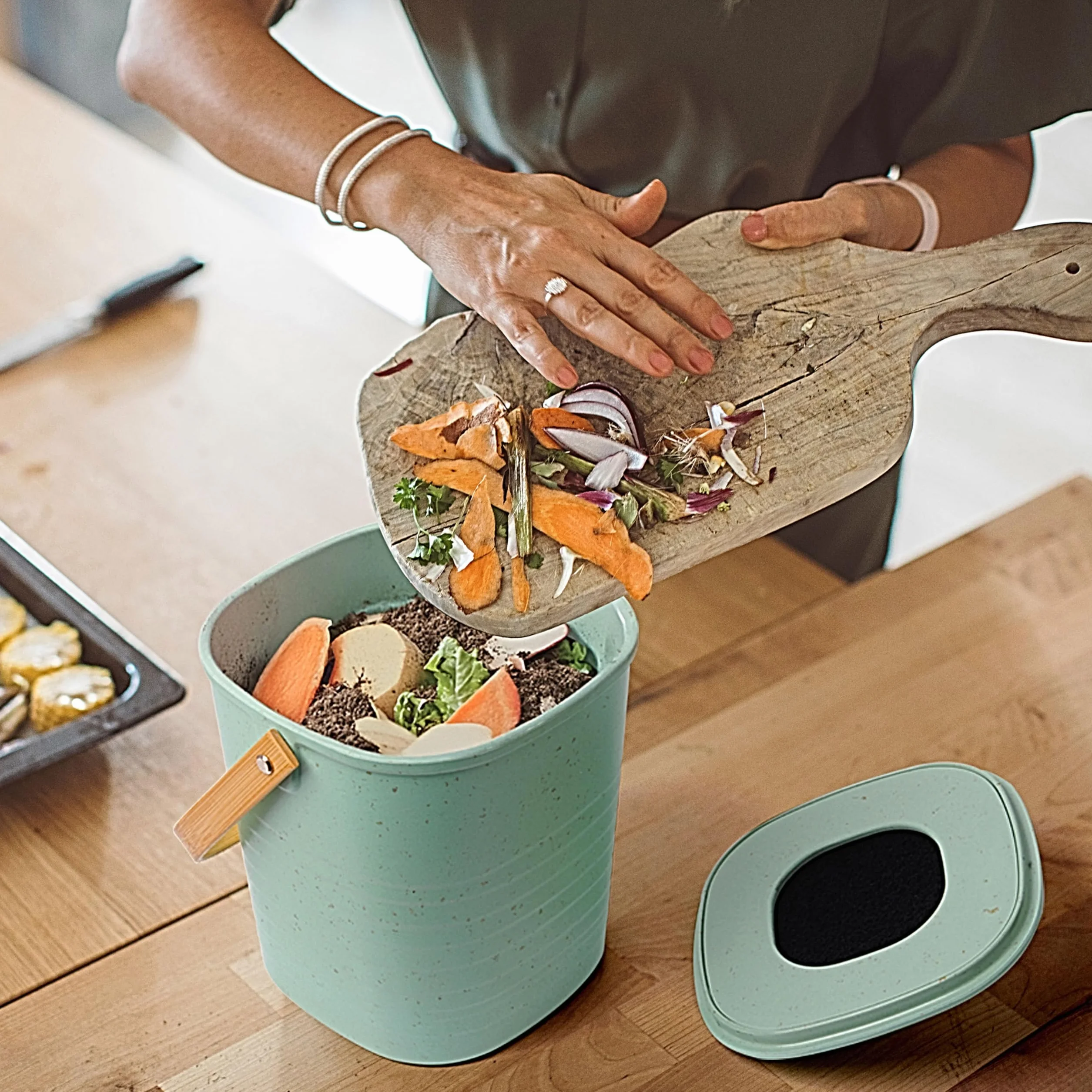 BIRAMBEAU Seau à Compost 3,5L Vert – Poubelle Cuisine pour Déchets Organiques Compact