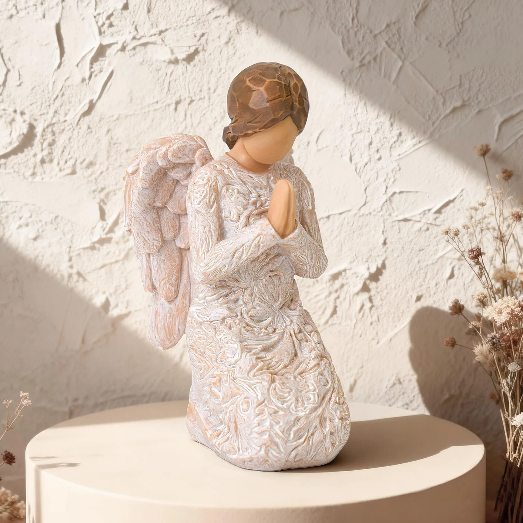 Figurine d'ange priant, statue peinte à la main, cadeau religieux chrétien pour femme, décoration de table