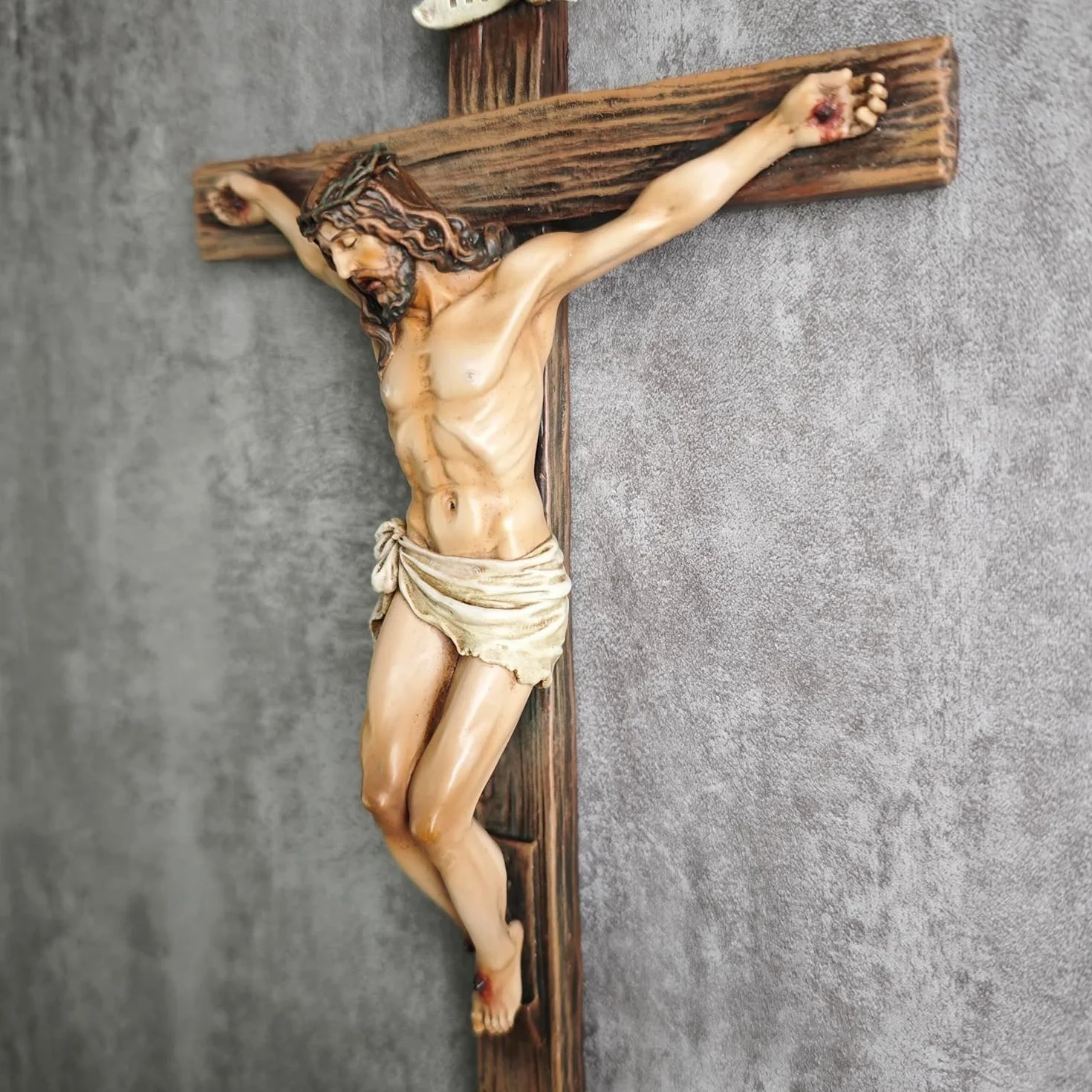 NOVACENTIX Croix murale catholique Jésus-Christ 25,4 cm Sculpture Renaissance faite à la main