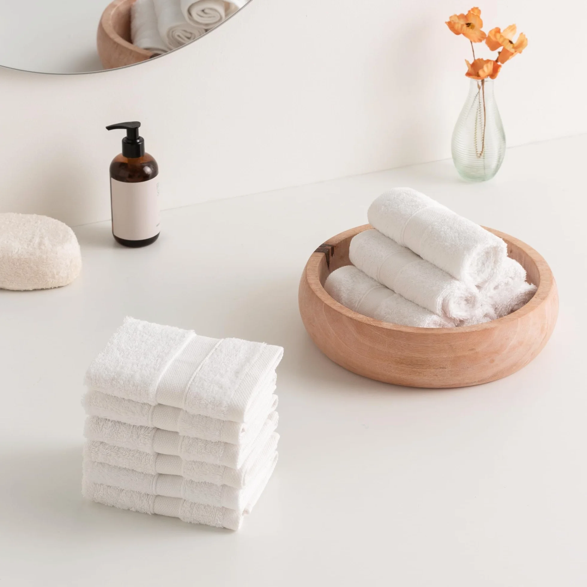 Lot de 12 Serviettes de Toilette 30x30 cm 100% Coton 550 g/m² Premium Blanc