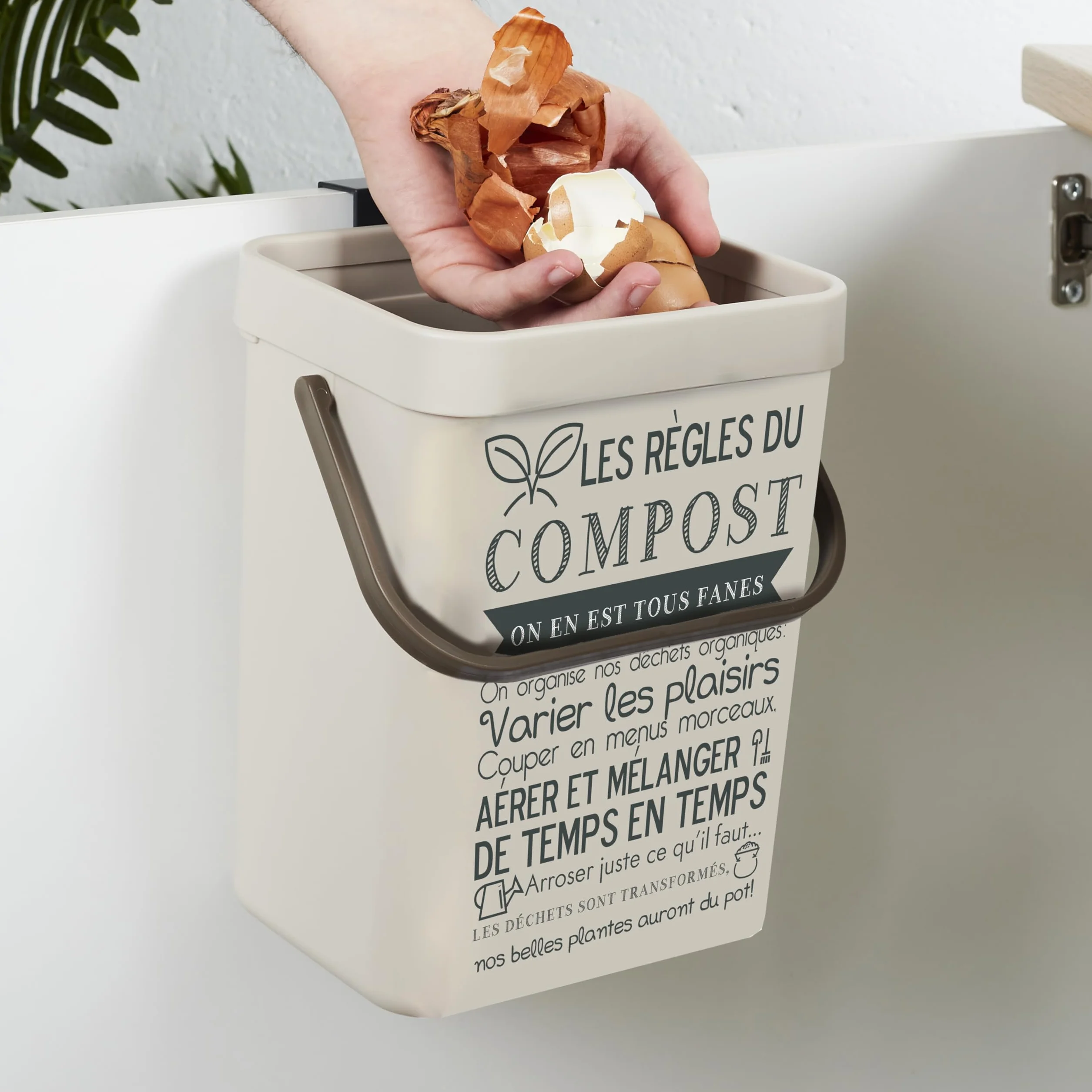 Poubelle à Compost 5L Plastique avec Accroche et Anse