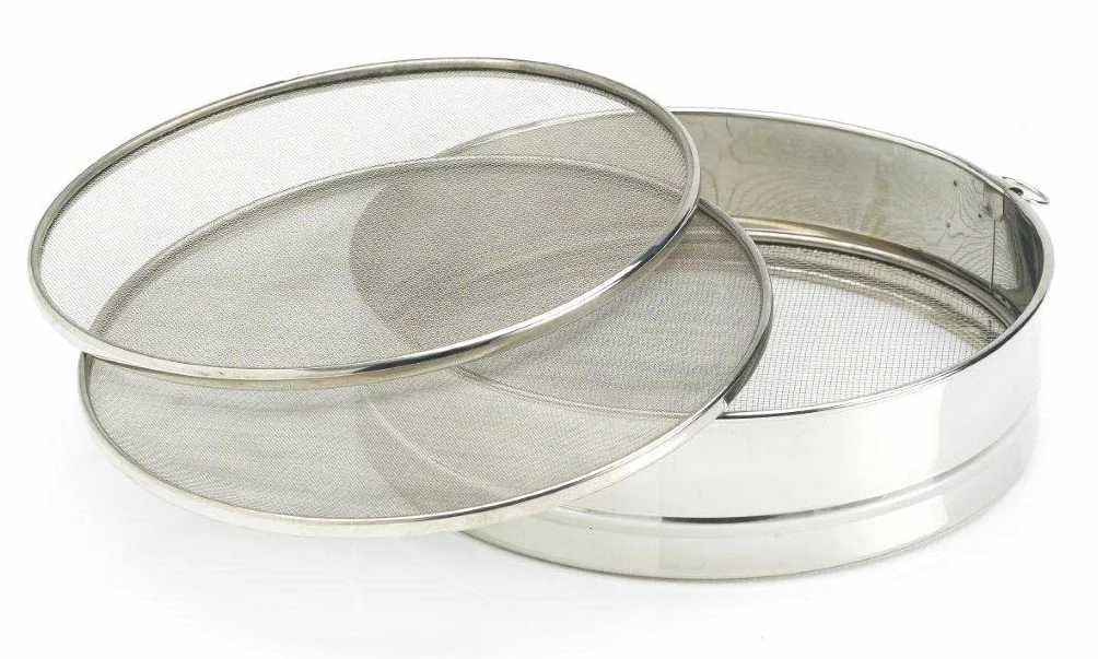 Artame ART69520 Tamis à Farine Inox Ø 20cm 3 Grilles Interchangeables Mailles Fines Moyennes Grosses