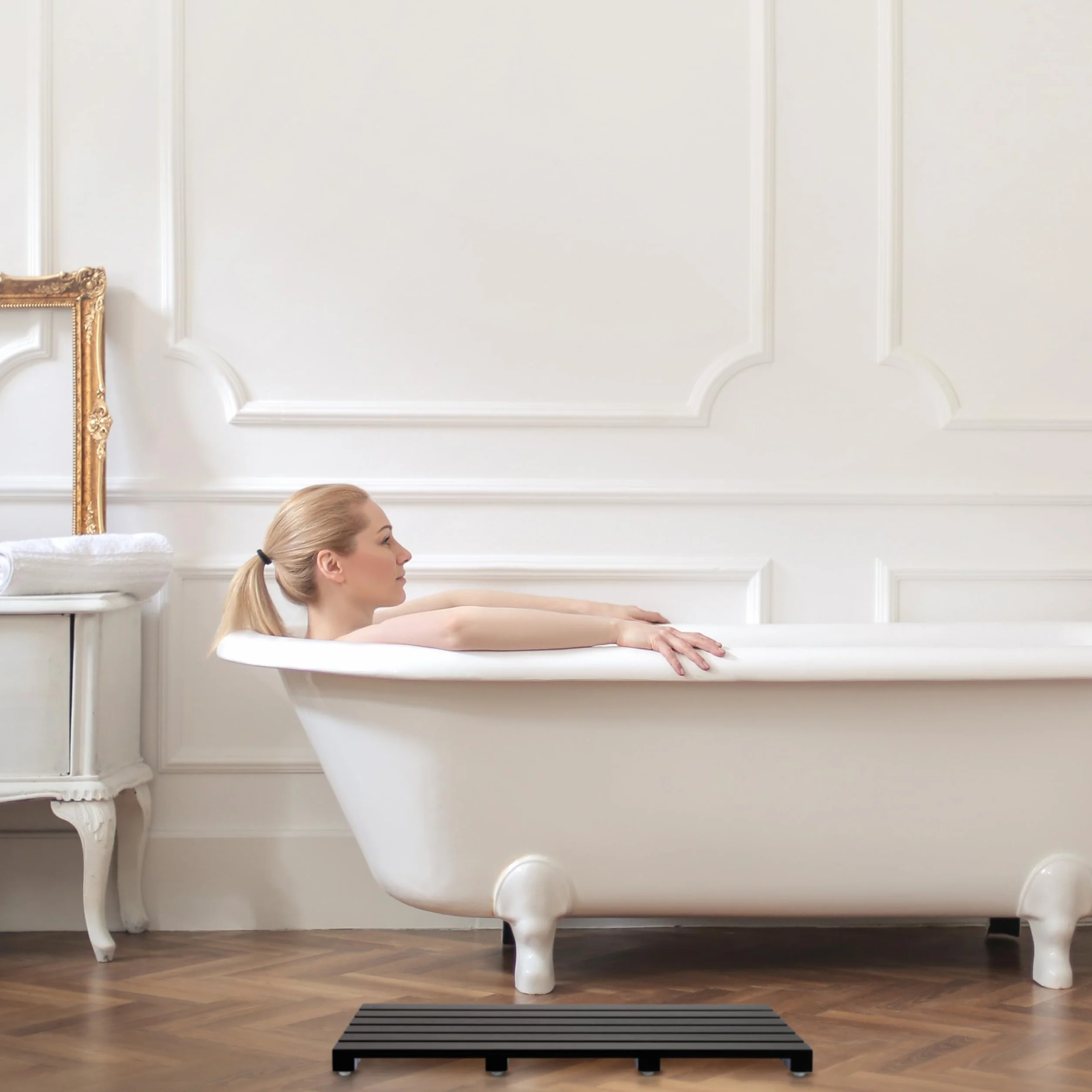 Relaxdays Tapis de Bain en Bambou 54x36 cm Antidérapant Caillebotis Noir