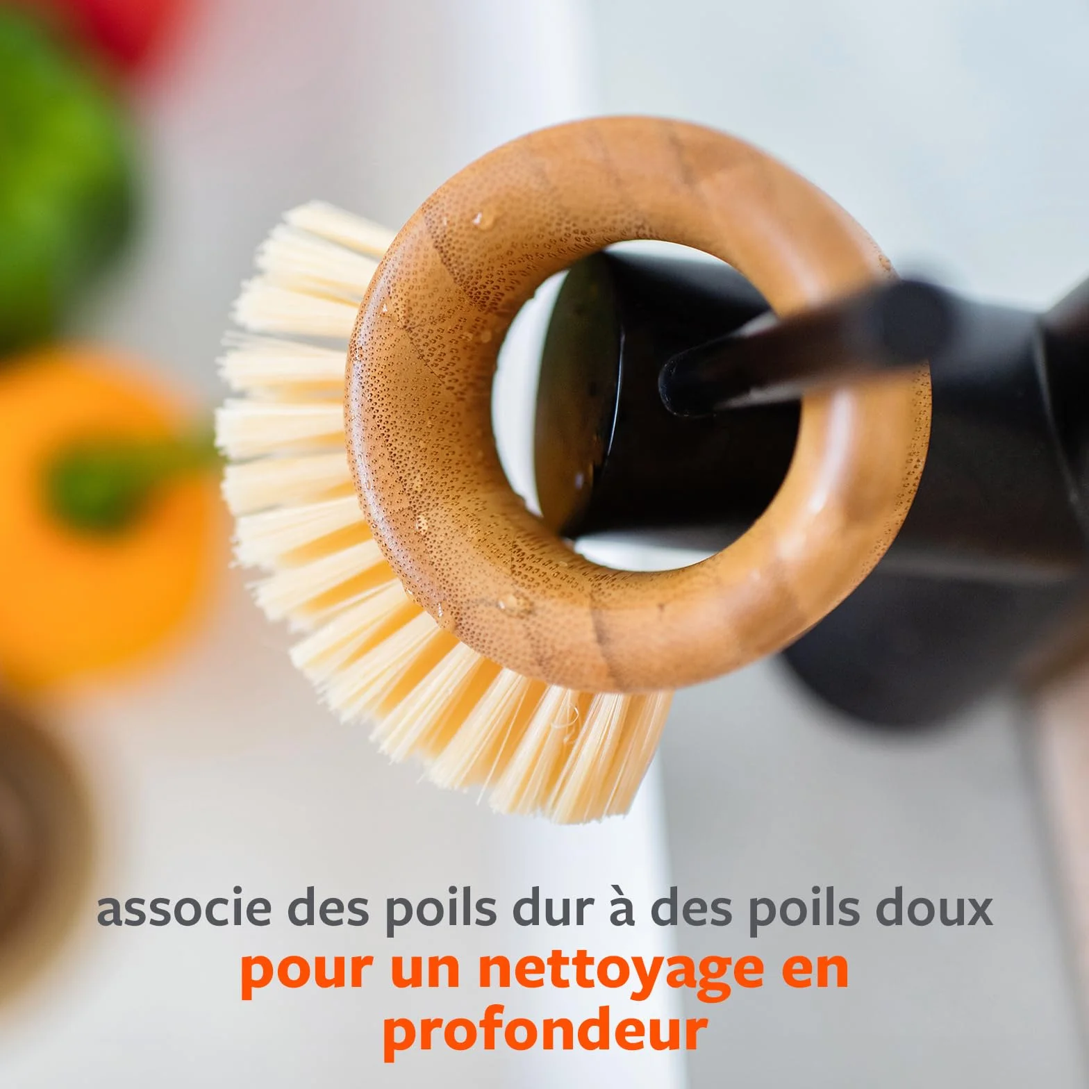 Full Circle The Ring Brosse à Légumes et Fruits Nettoyage Doux Poils Recyclés Fibres Végétales Manche Ergonomique sans BPA