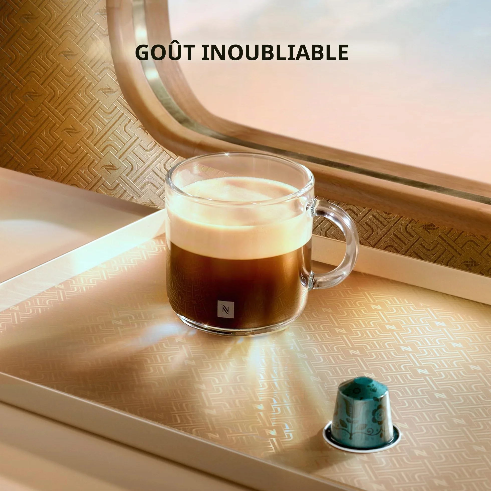 De'Longhi Nespresso Essenza Mini Machine à Café à Capsules, Pression 19 Bars, Noir Mat (EN85.BKMT)