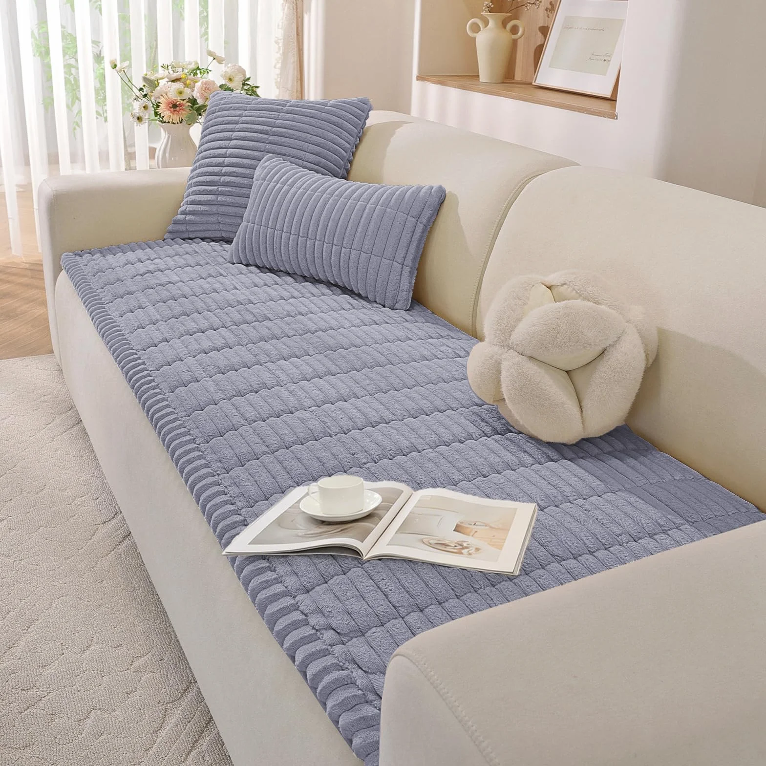 Housse De Canapé Flanelle Epais, Couvre Canapé d'Angle Lavable Antidérapante Anti-Taches, 70x150cm, Gris Clair