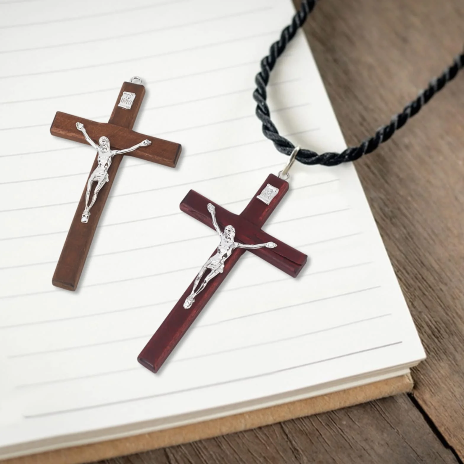 WEBEEDY Croix en Bois Crucifix 12 cm Murale Chrétienne 3 Couleurs