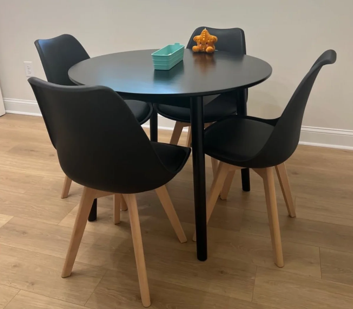 Chaises de salle à manger scandinaves en bois massif noir, lot de 4