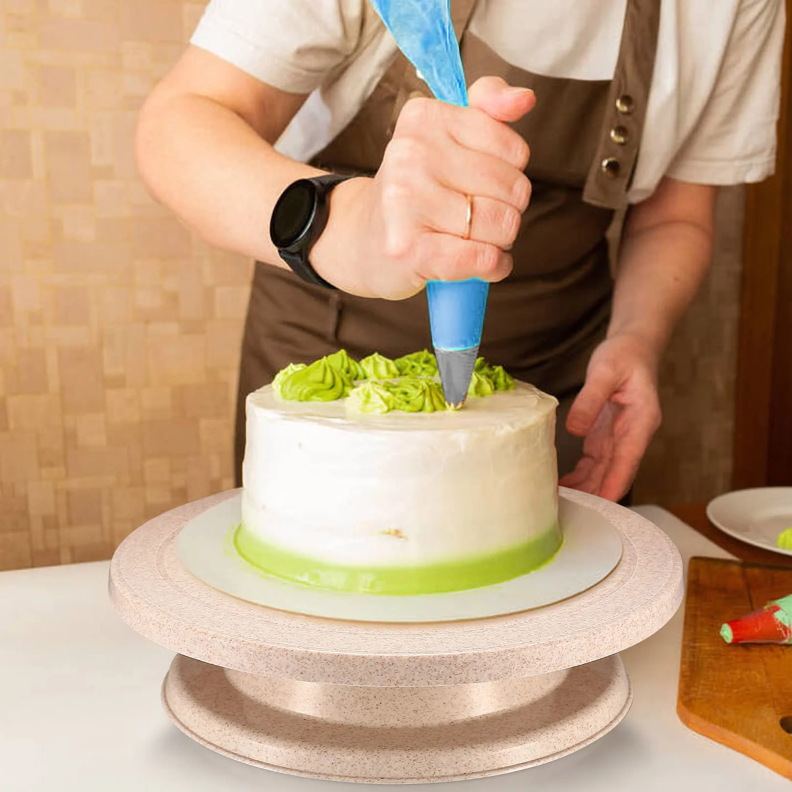 Kits de Fournitures Support Assiettes de Décoration de Gâteaux avec Grattoirs, Spatules, Poches à Douille