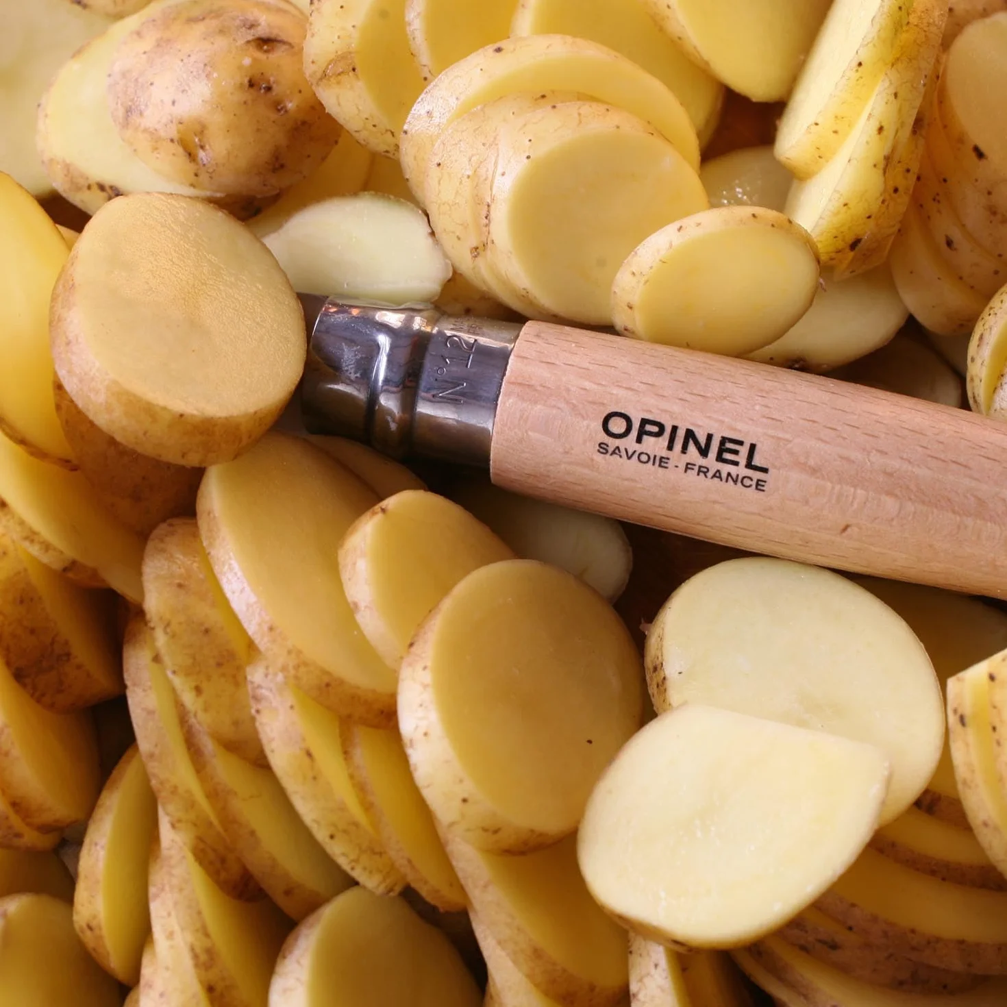 OPINEL Couteau N°9 Lame 9 cm Acier inoxydable Martensitique Manche hêtre Virobloc