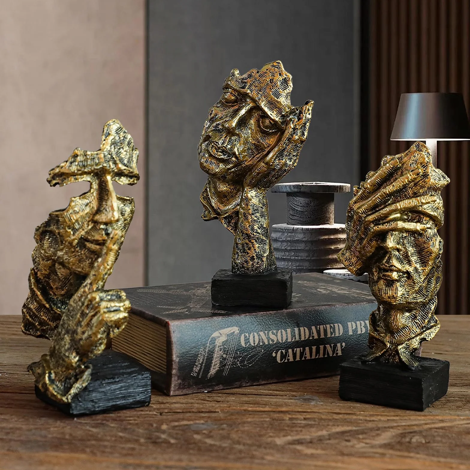 Figurine d'art abstrait moderne, statue de penseur, décoration en résine dorée pour maison et bureau