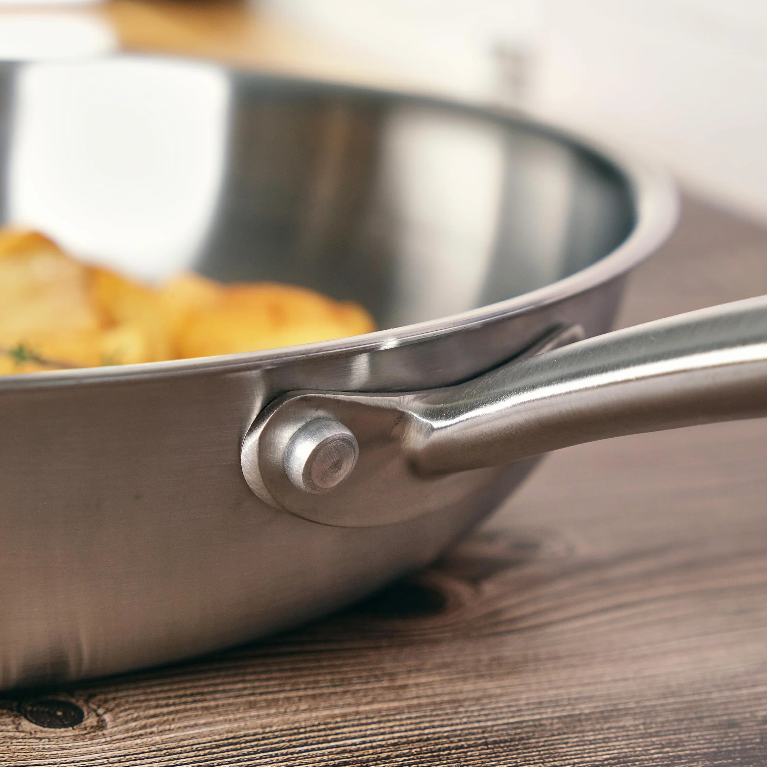 KAMBERG Poêle Ø28 cm Acier Inoxydable 18/10 Triply Sans PFAS Tous feux induction four