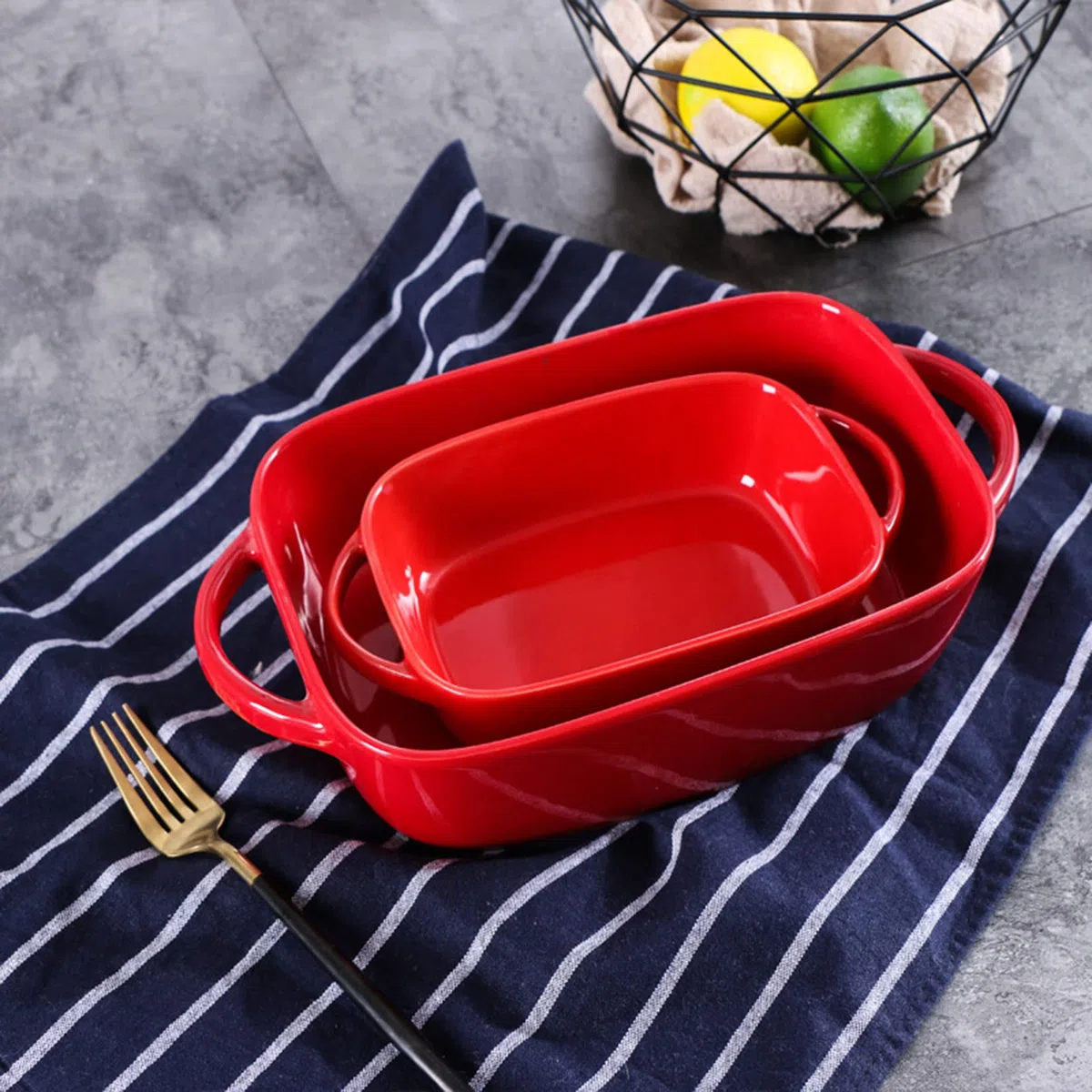 Lot de 2 moules à tarte rectangulaires en porcelaine, joli gâteau, assiette à tarte en porcelaine pour la cuisson, plat de cuisson à tarte en porcelaine pour Thanksgiving et le dîner de Noël, rouge