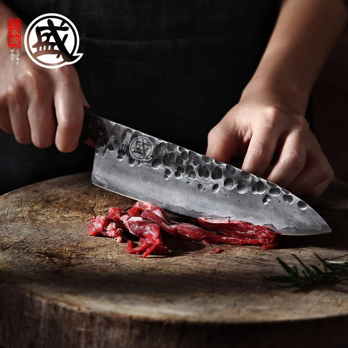 MITSUMOTO SAKARI Couteau Japonais 22 cm Gyuto Forgé à la Main Acier Haute Carbone Manche Bois de Rose Boîte Bois