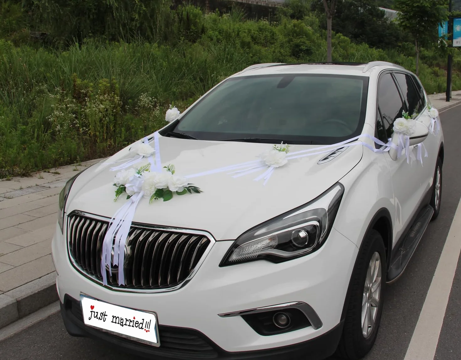 Chexin Ensemble de décoration de voiture de mariage Premium, roses blanches, capot mariée et marié