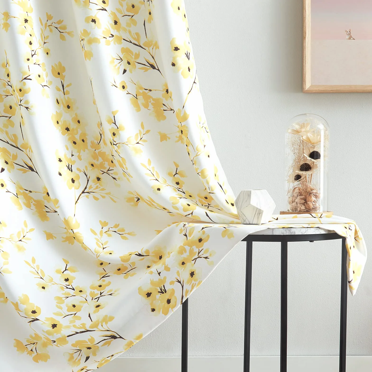 Melodieux Lot de 2 Rideaux à œillets décoratifs à Motif Floral de 160 cm pour Salon, Jaune Abricot, 132 x 160 cm
