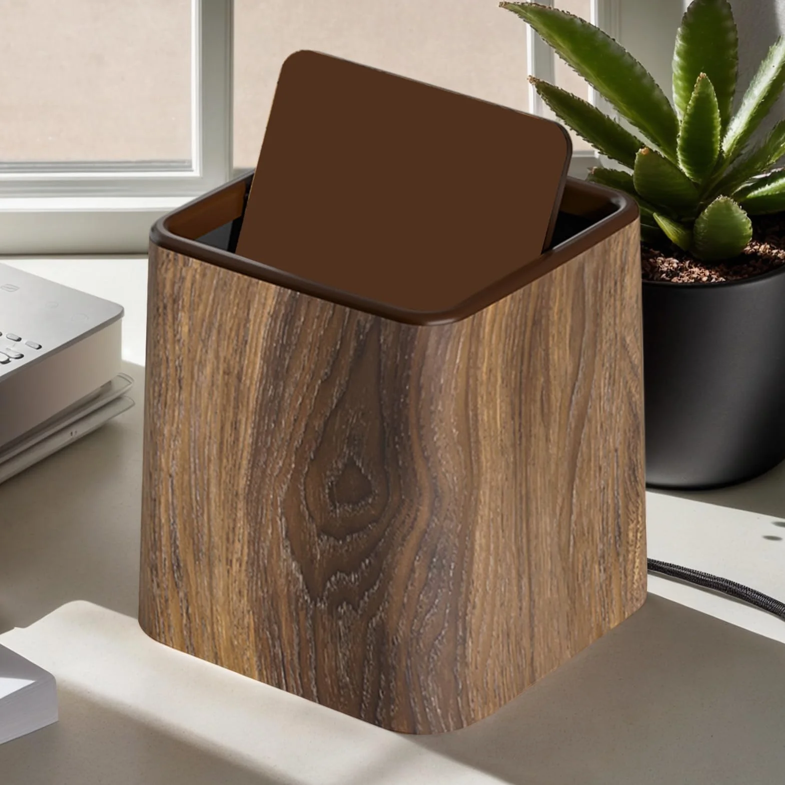 Poubelle de Bureau Table - Mini Corbeille Durable Forme Élégante Structure Solide pour Chambre Maison Salle Étude Cuisine