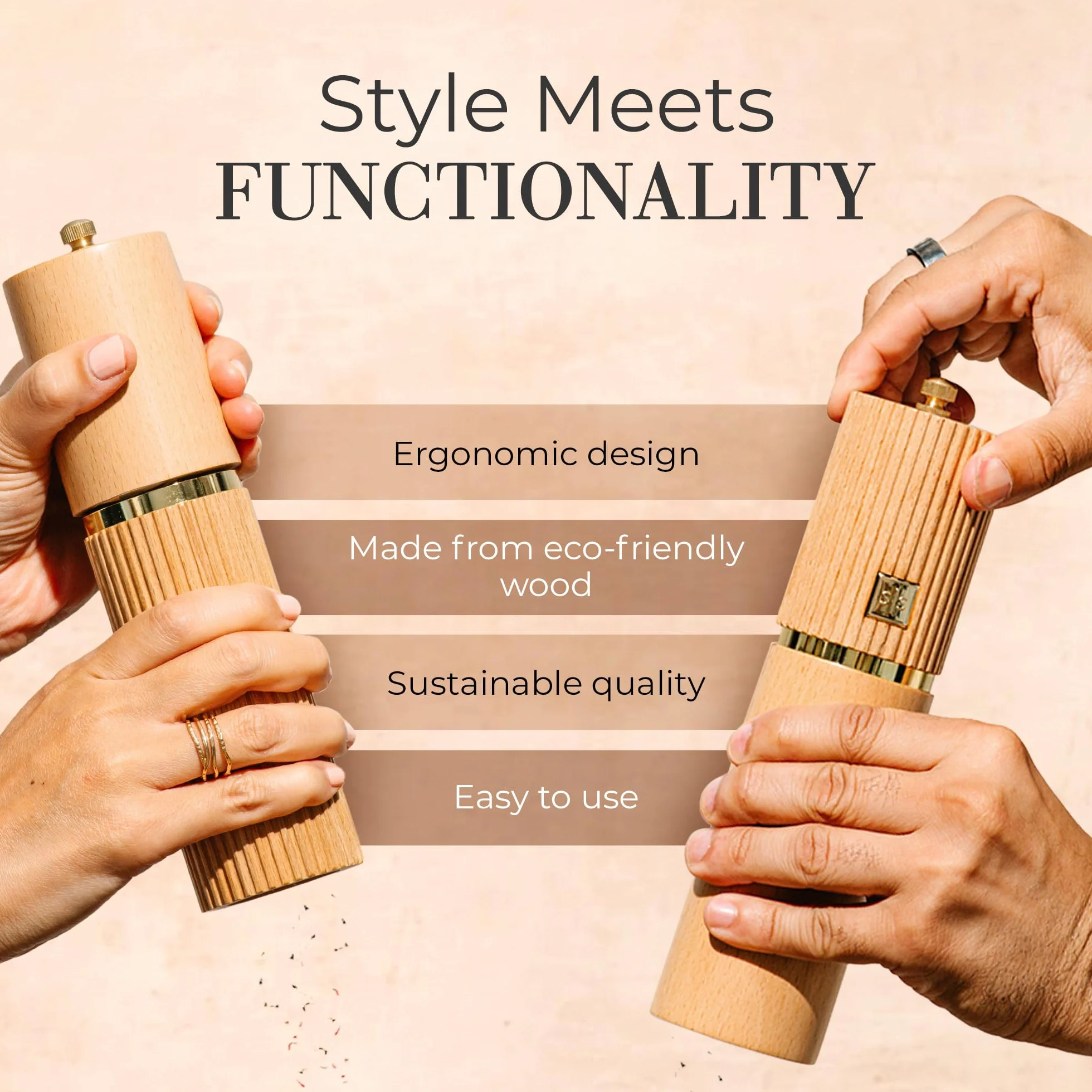 Moulin à sel et poivre en bois Styled Settings avec accents dorés – Ensemble rechargeable moulins céramiques réglables support assorti