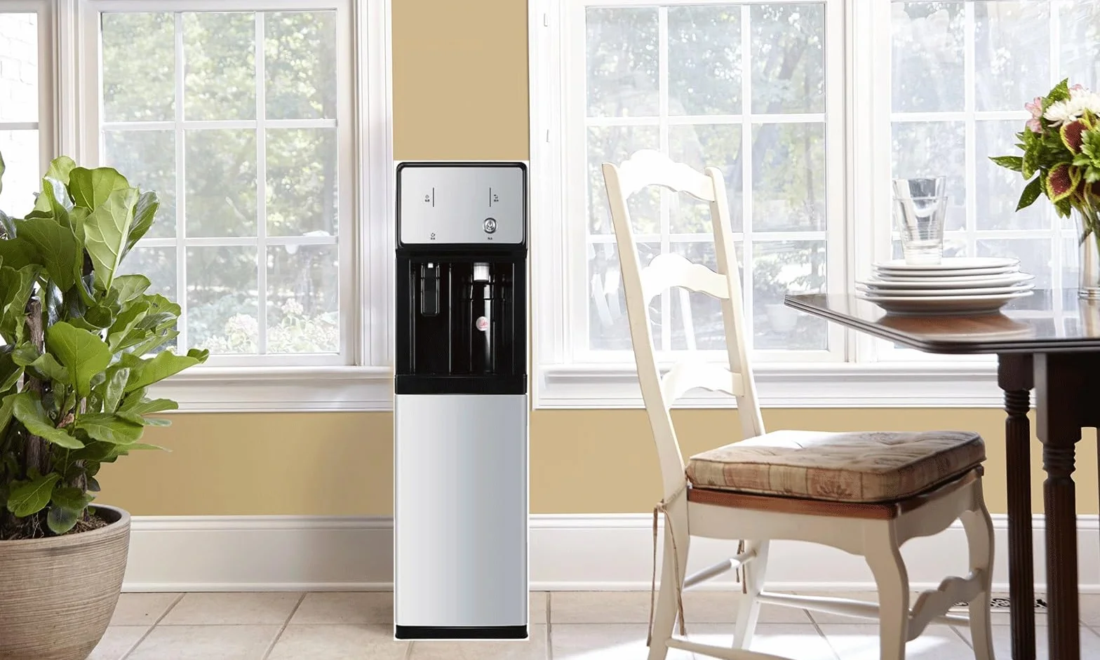 Refroidisseur d'eau Distributeur d'eau Autonome 220 V Fontaine À Eau Glacée Chaude Froide